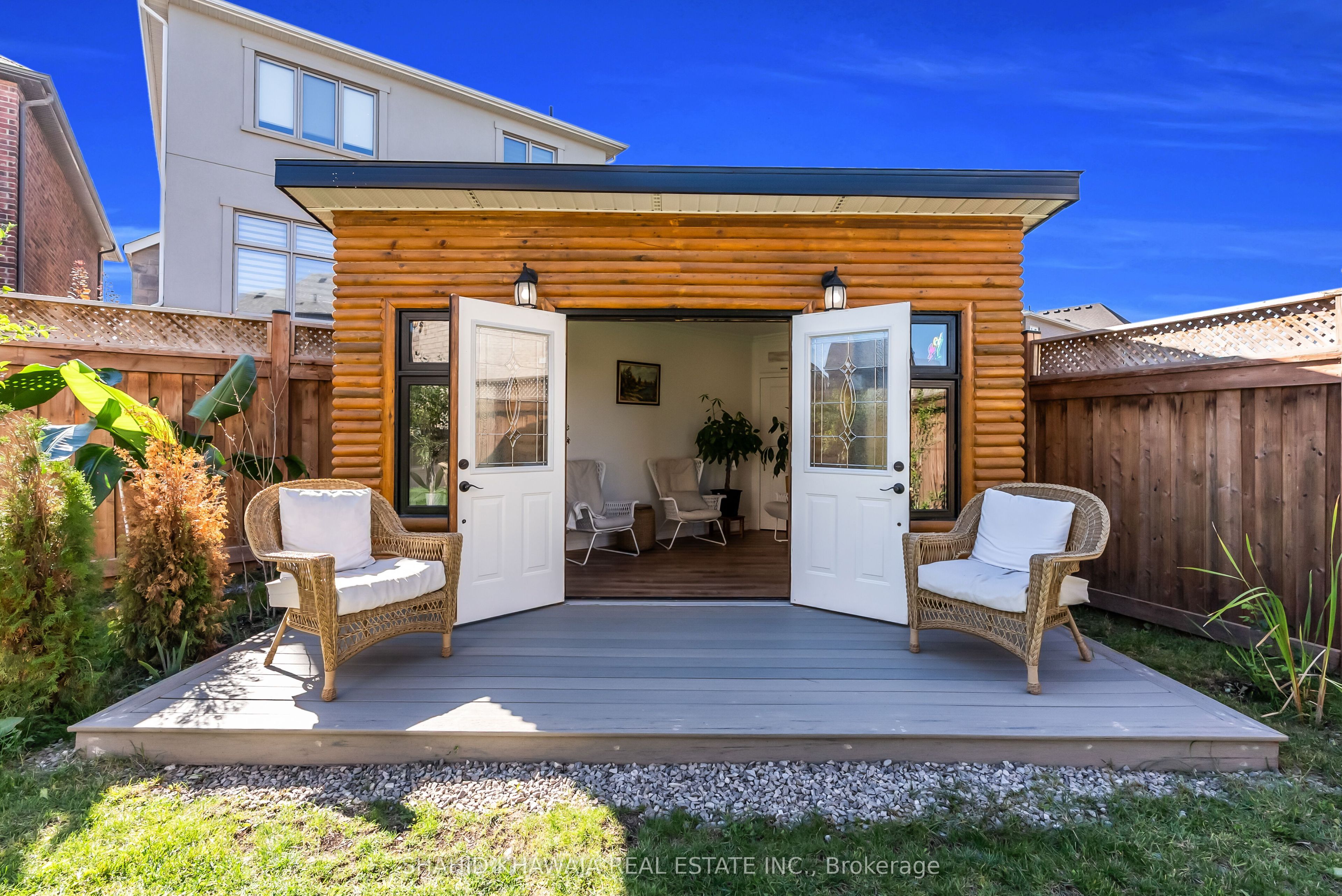 1417 Varelas Passage Property Photo 42