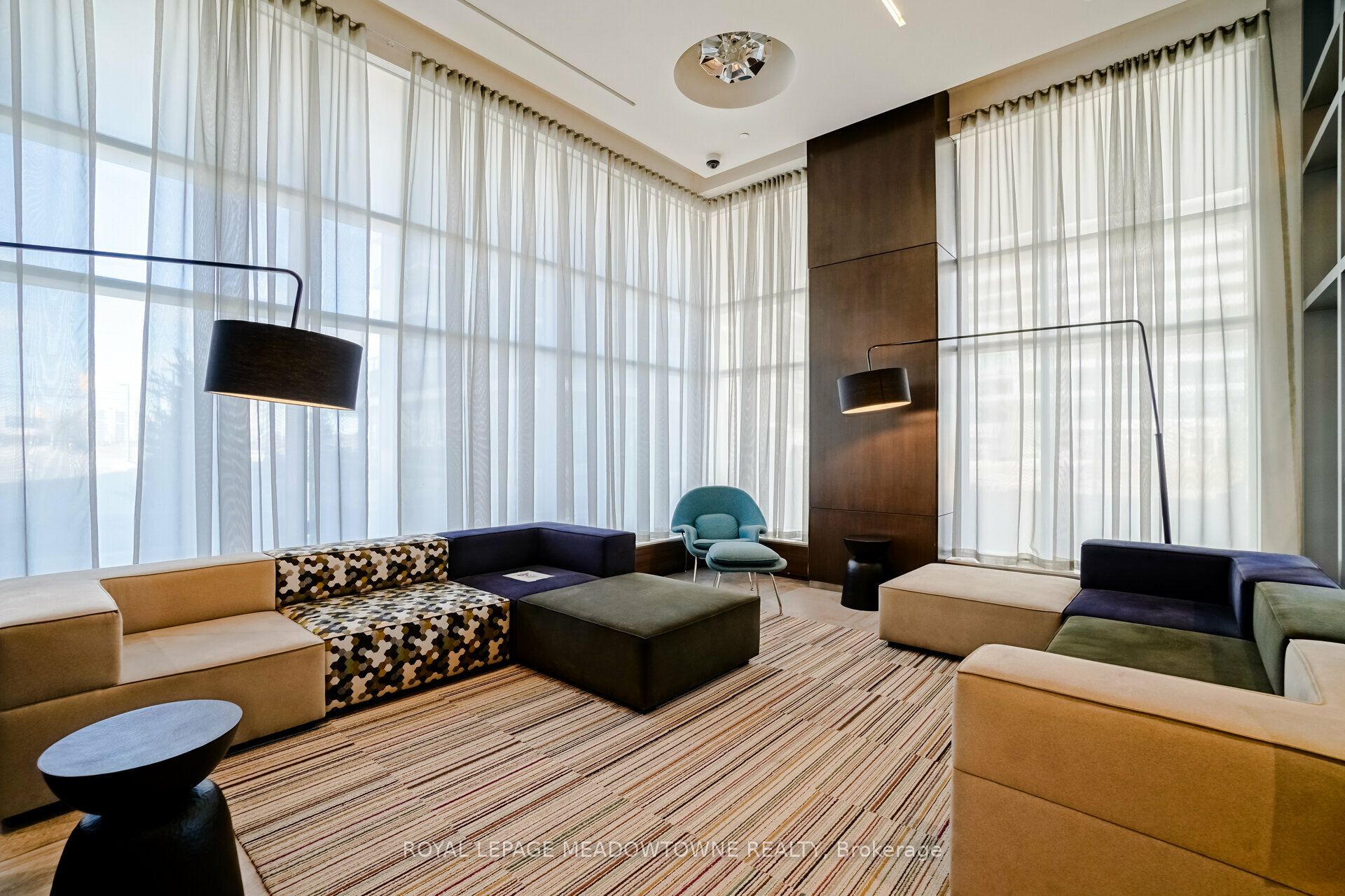 2560 Eglinton Avenue W 802 Property Photo 8
