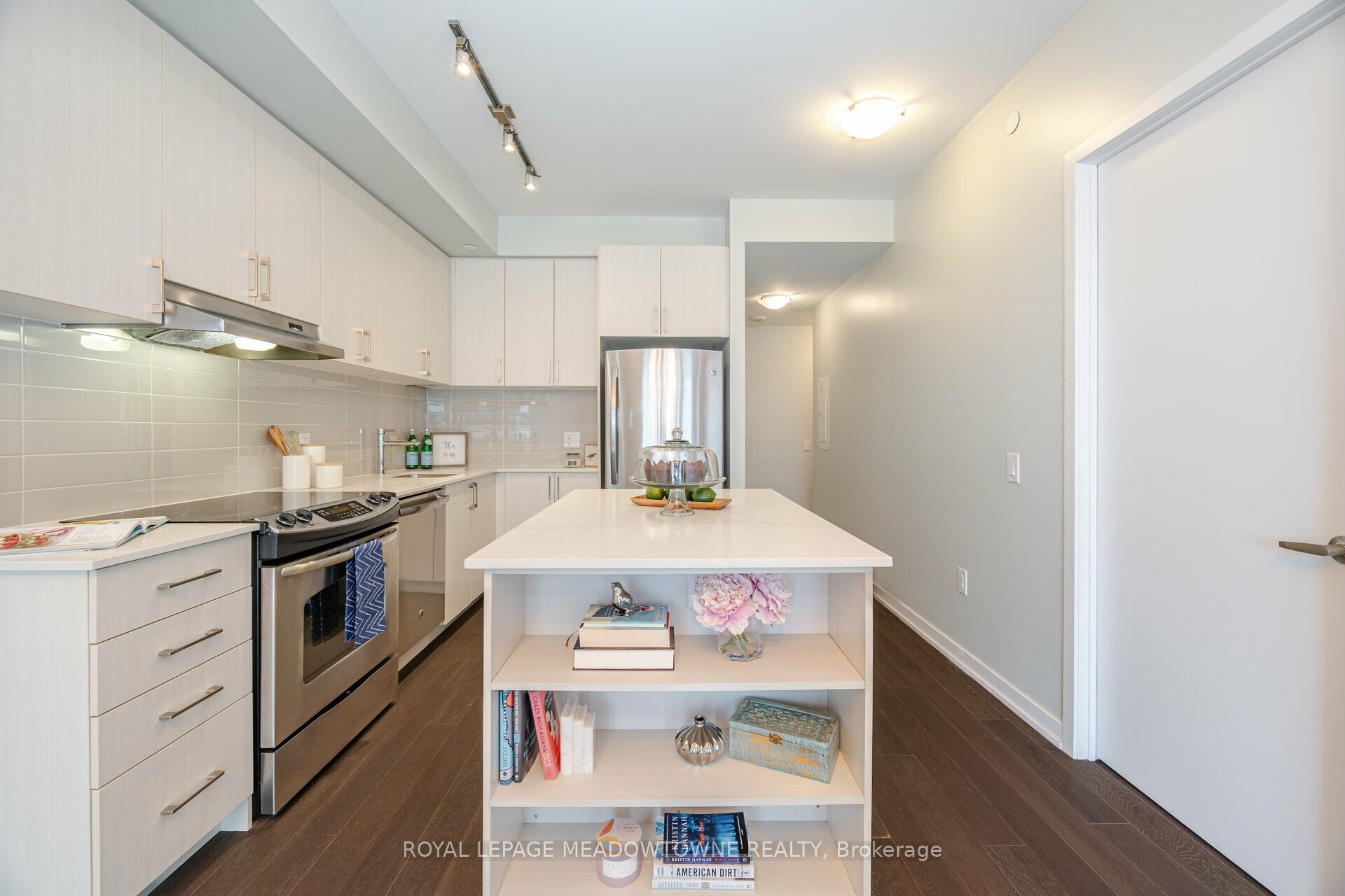 2560 Eglinton Avenue W 802 Property Photo 17