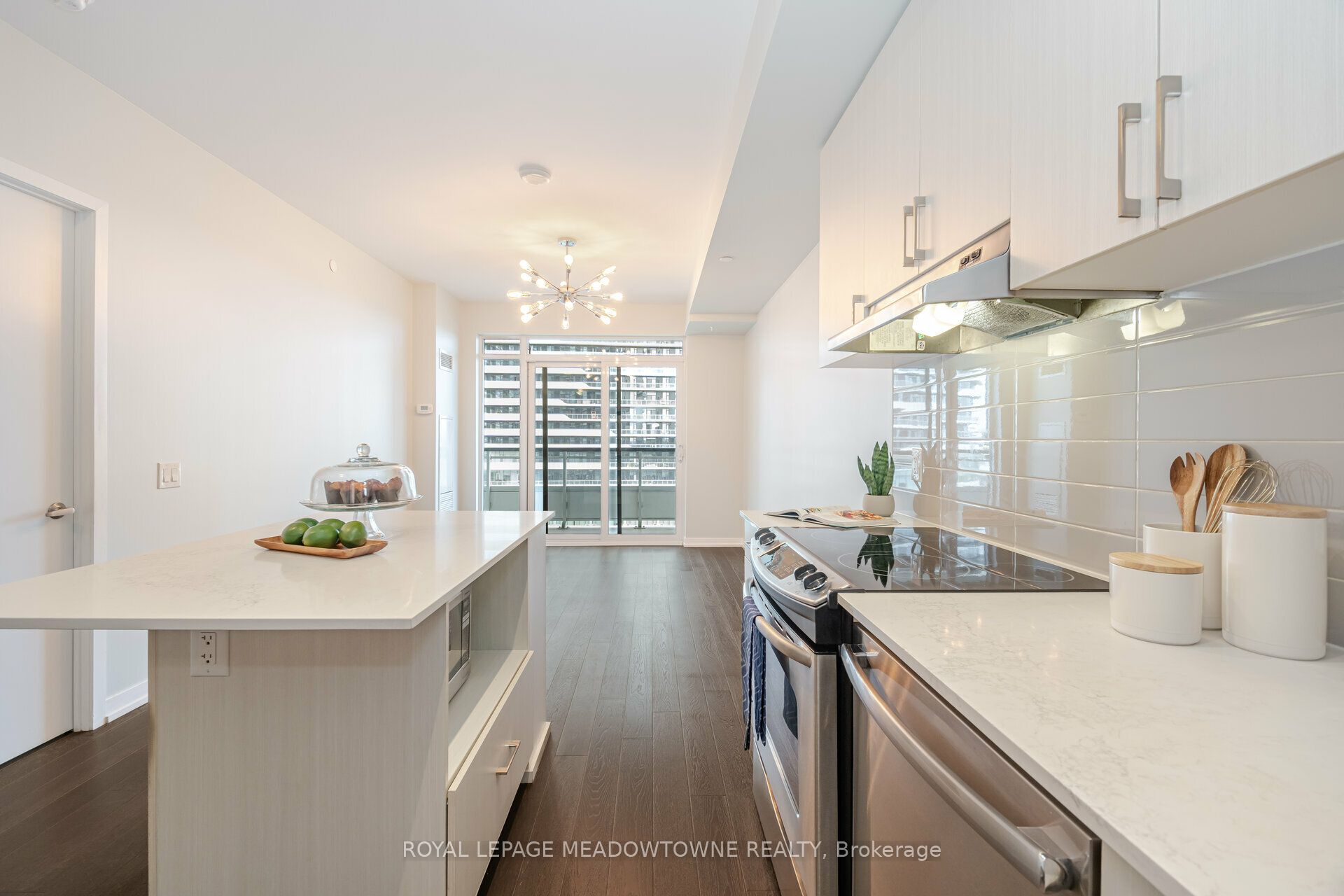 2560 Eglinton Avenue W 802 Property Photo 21