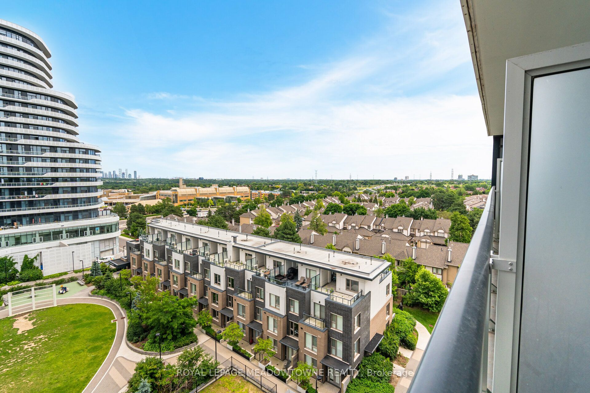 2560 Eglinton Avenue W 802 Property Photo 33