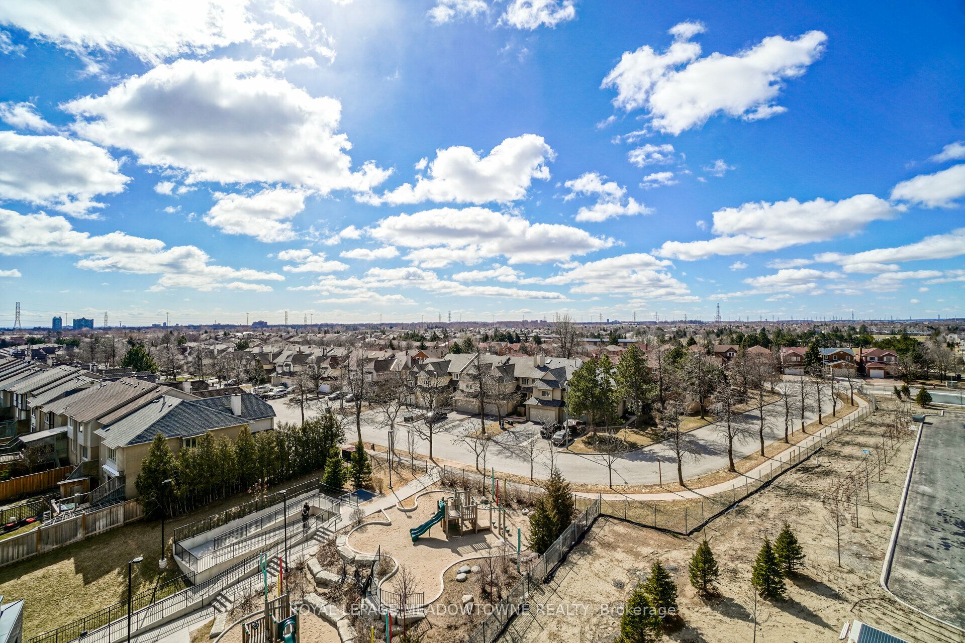 2560 Eglinton Avenue W 802 Property Photo 45