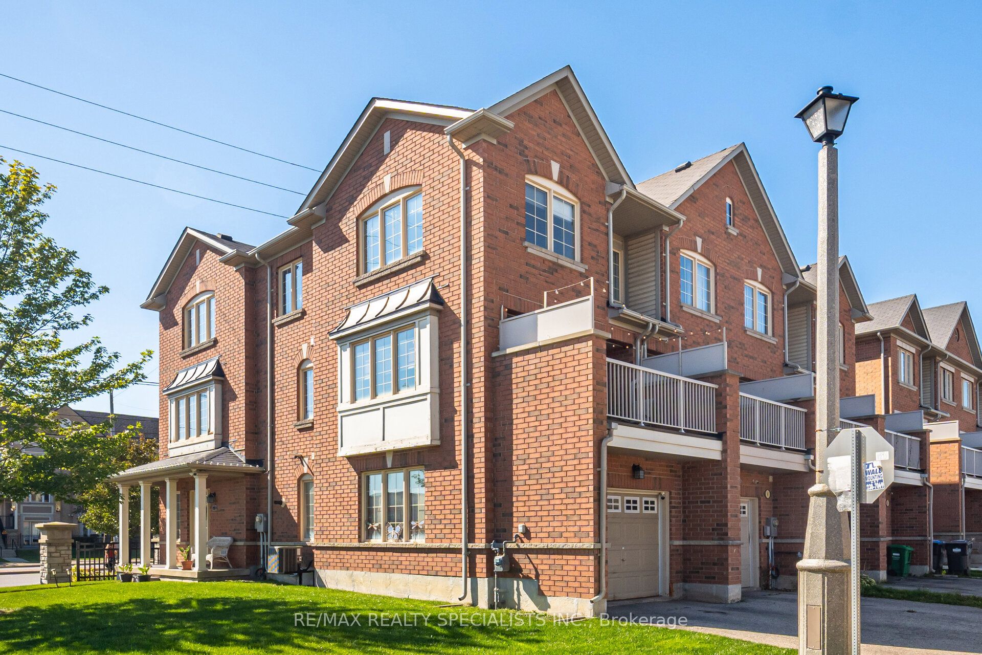 2 Shiraz Drive NE 114 Property Photo 1