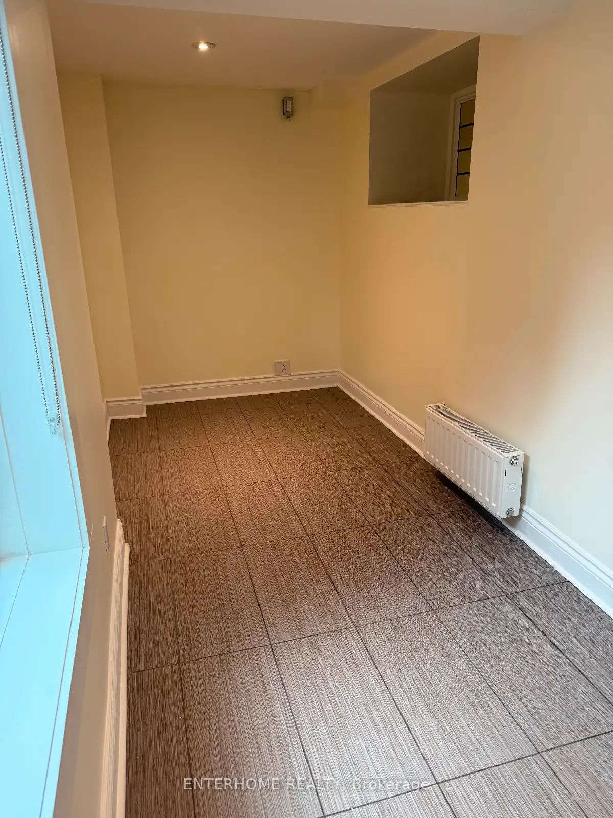 290 Roncesvalles Avenue unit b1 (basement) Property Photo 1