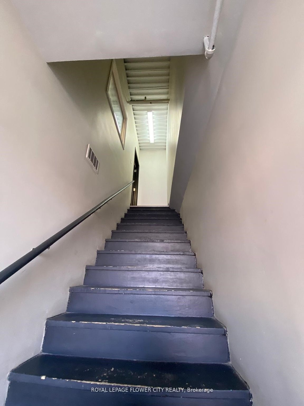 2001 Albion Road 7 Property Photo 11