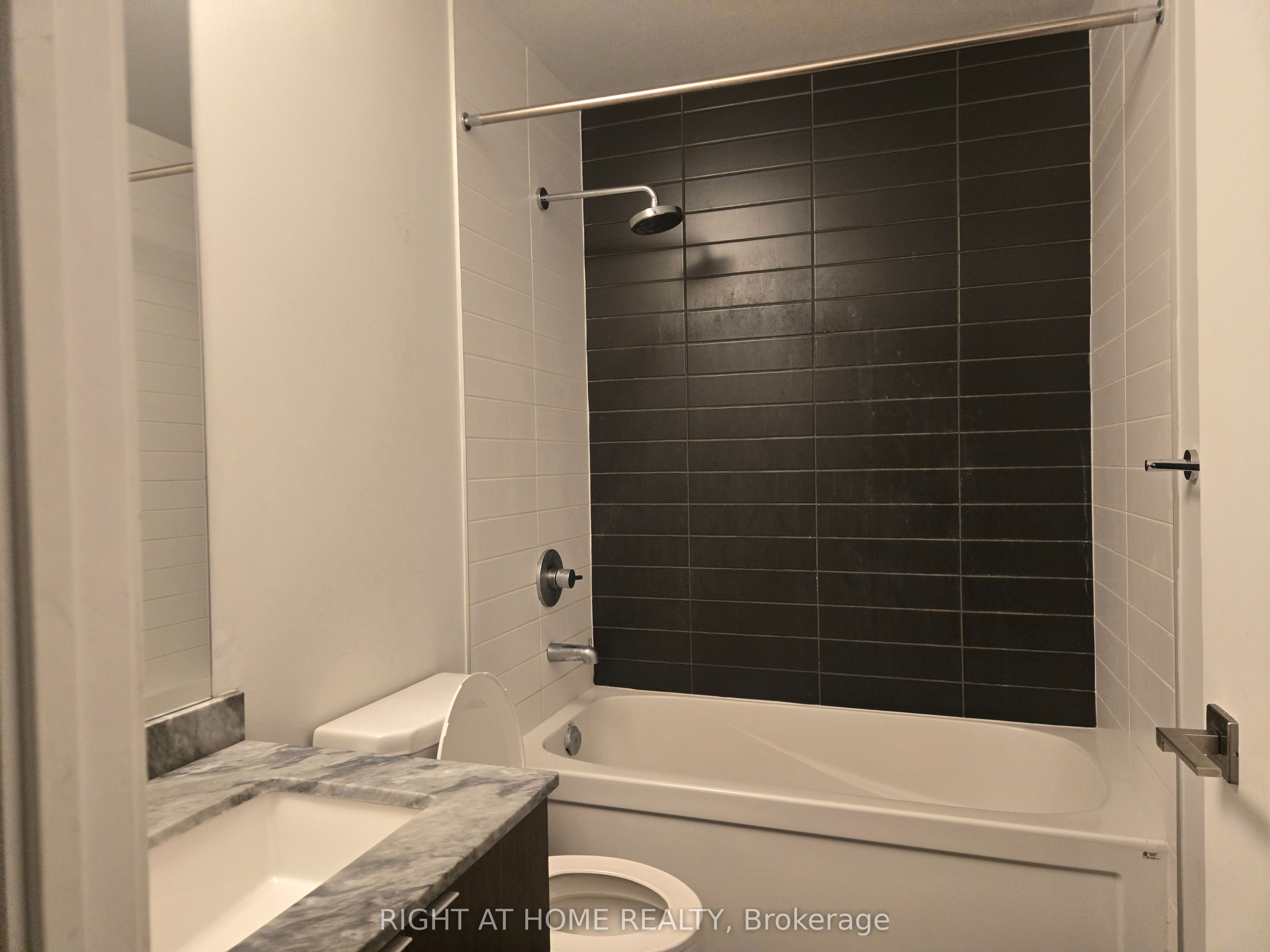 4055 Parkside Village Drive 815 Property Photo 7