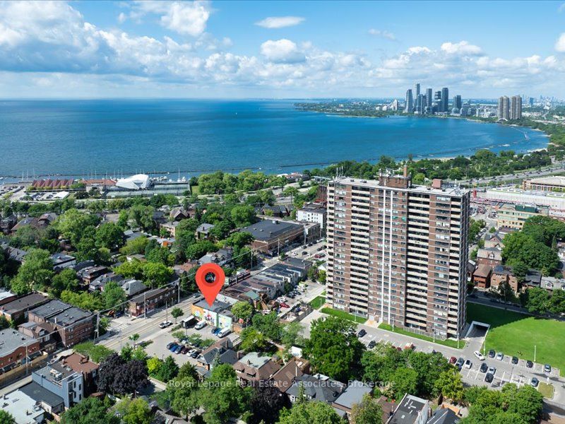 1640 Queen Street W Property Photo 1