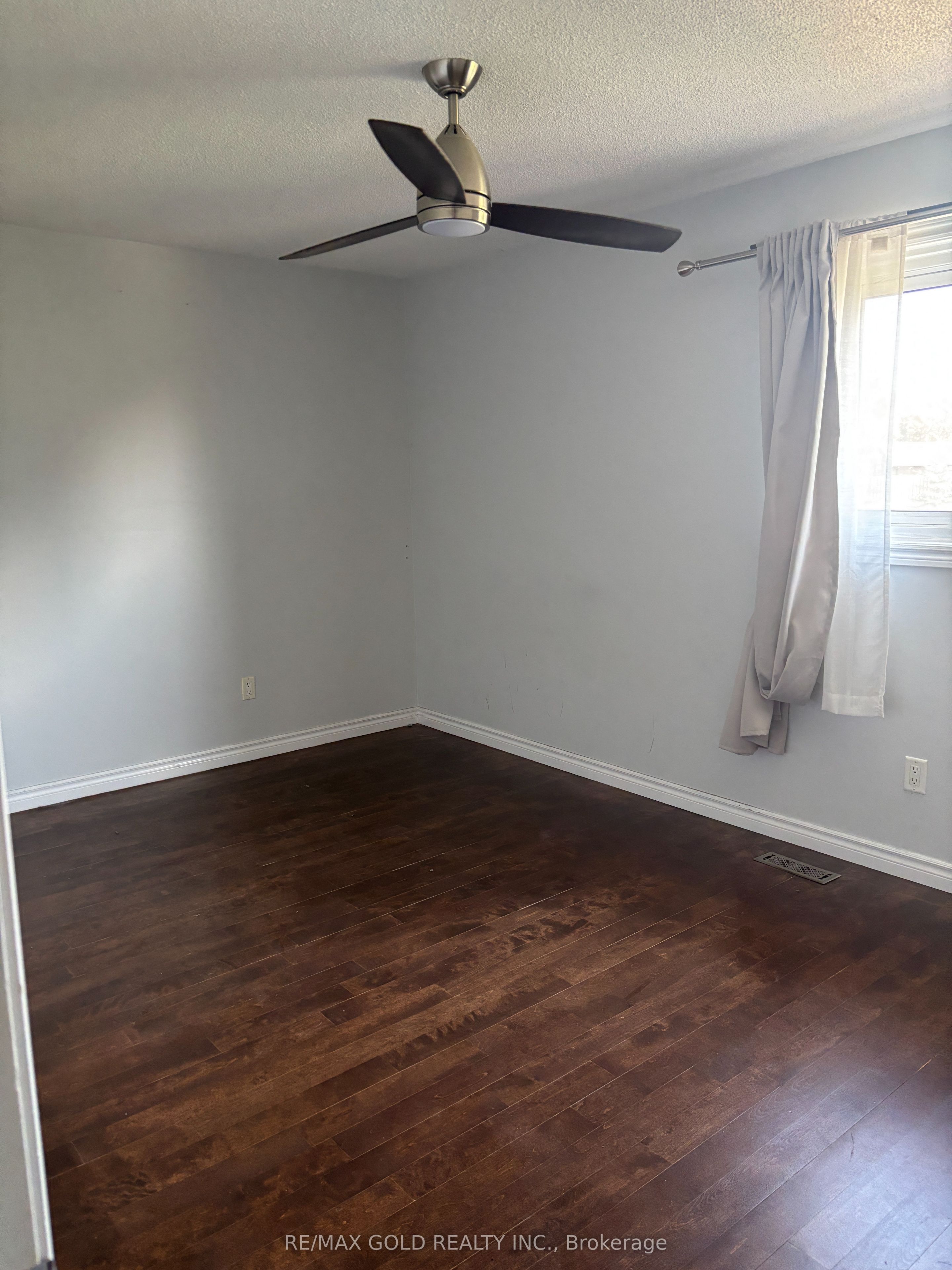 16 Wildercroft Avenue Property Photo 7