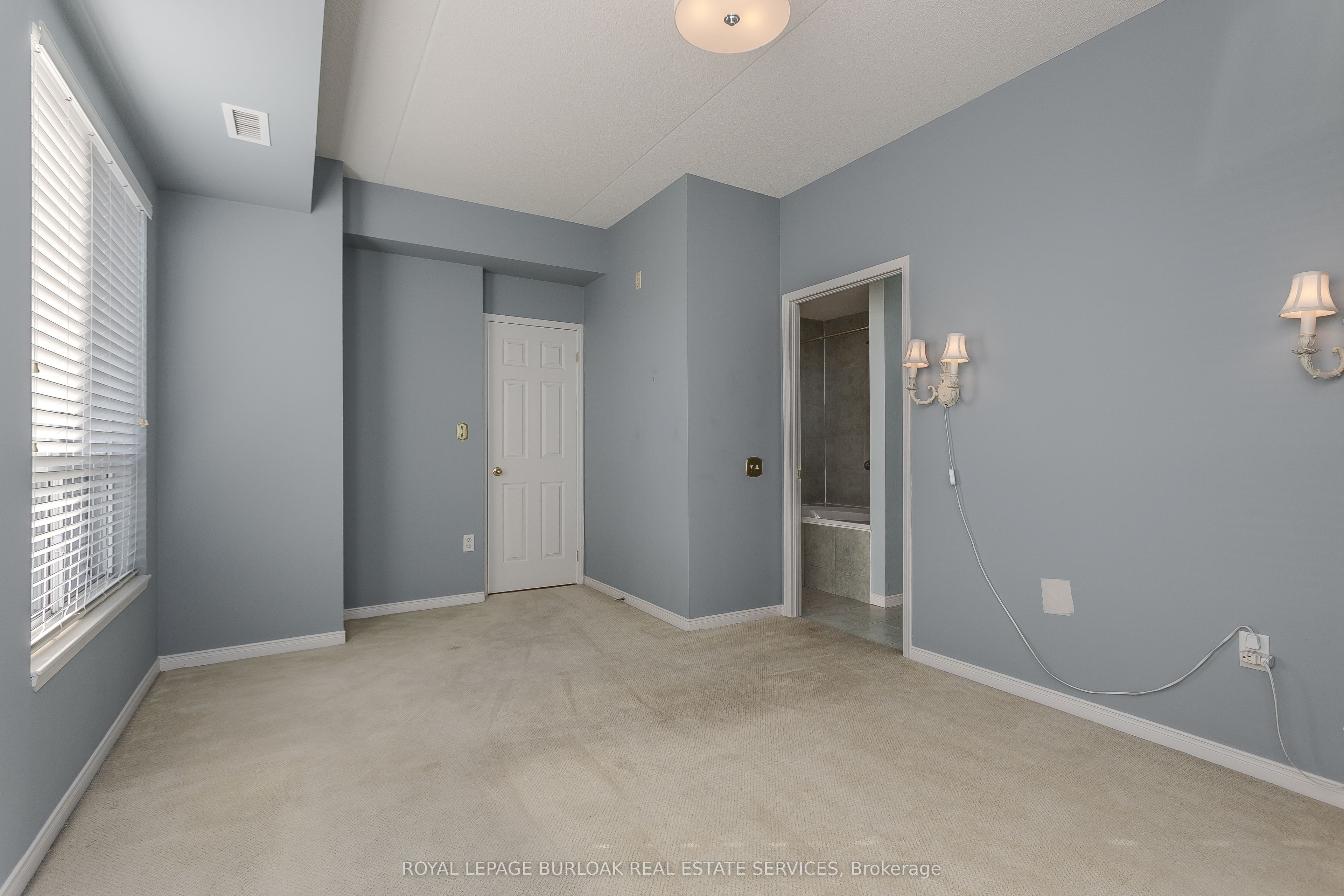 2075 Amherst Heights Drive 401 Property Photo 20