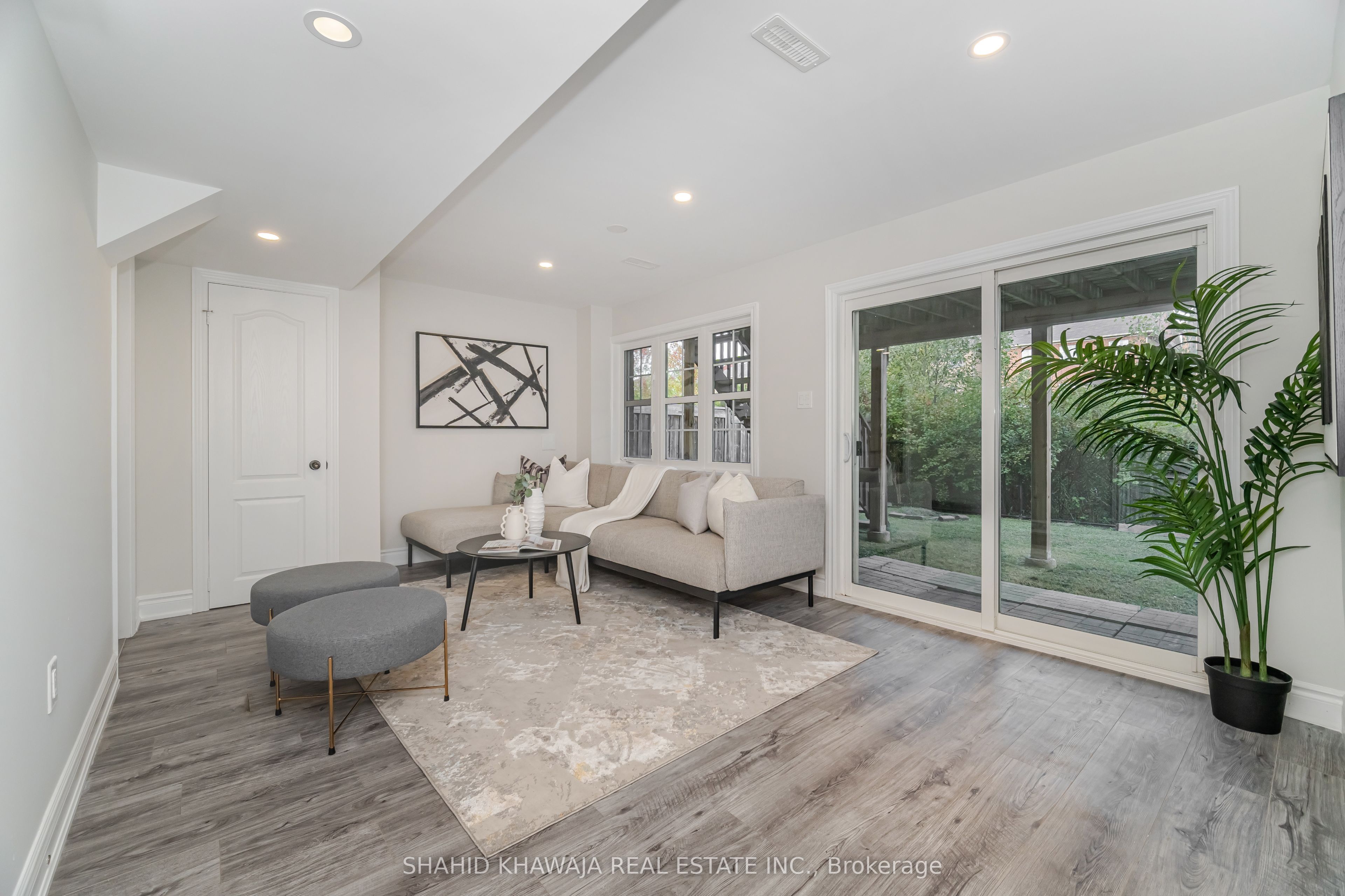 480 Nairn Circle Property Photo 32