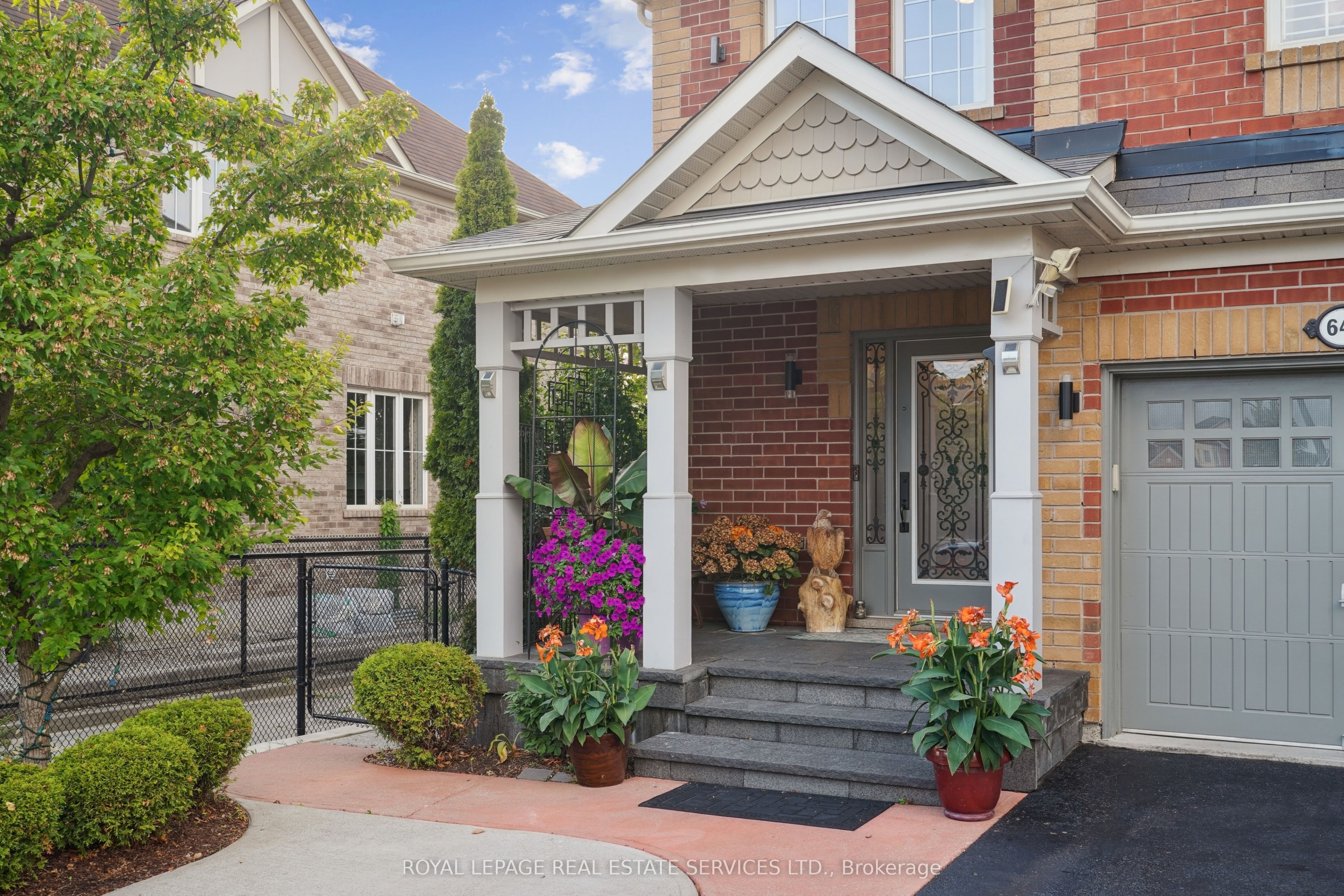 641 Symons Cross Property Photo 4