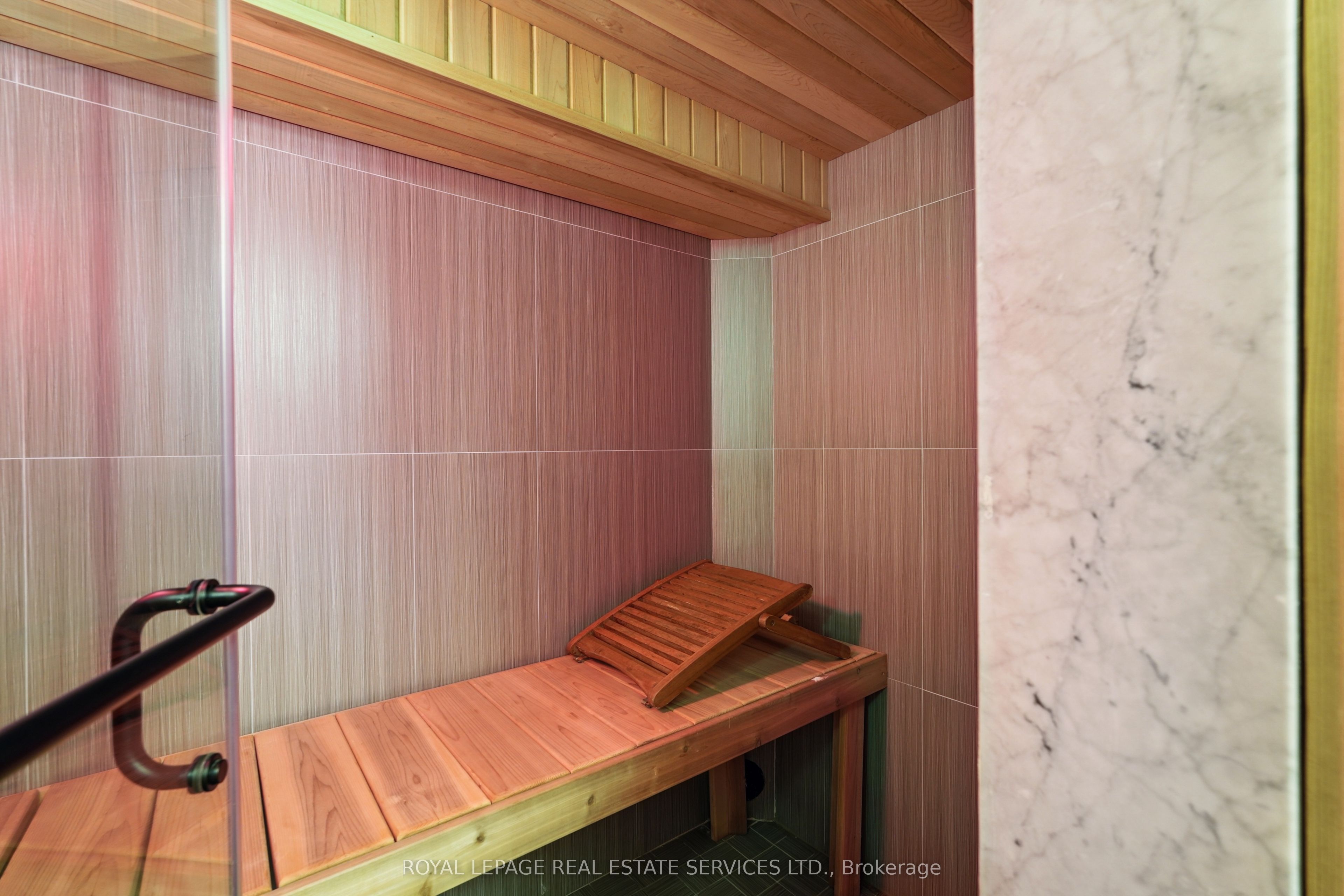 641 Symons Cross Property Photo 32