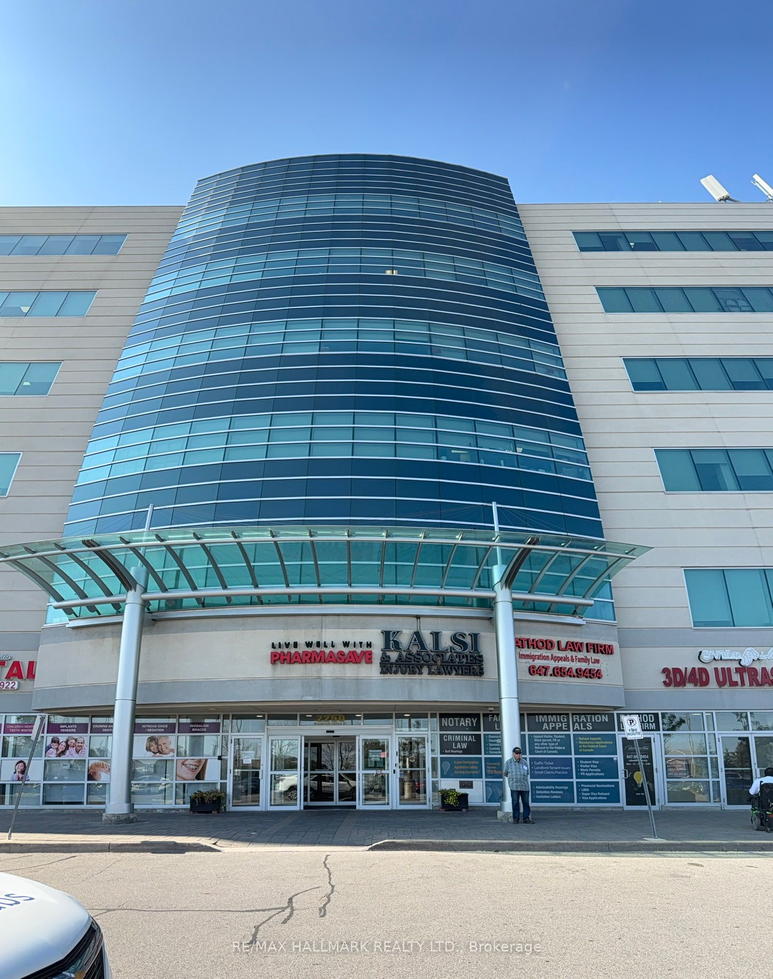 2250 Bovaird Drive E 615 Property Photo 2