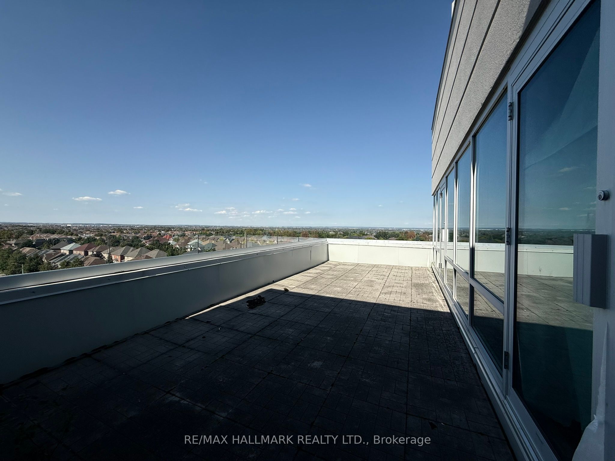 2250 Bovaird Drive E 615 Property Photo 19