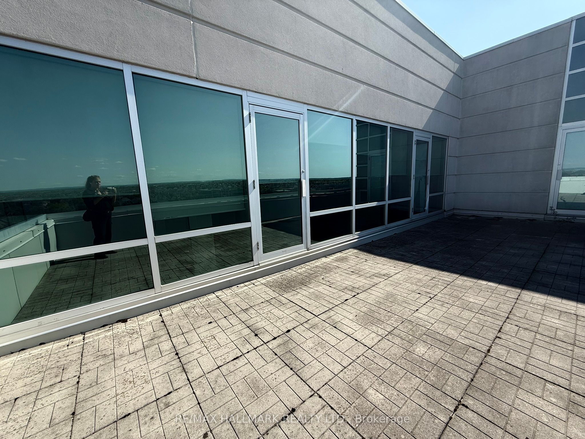 2250 Bovaird Drive E 615 Property Photo 20