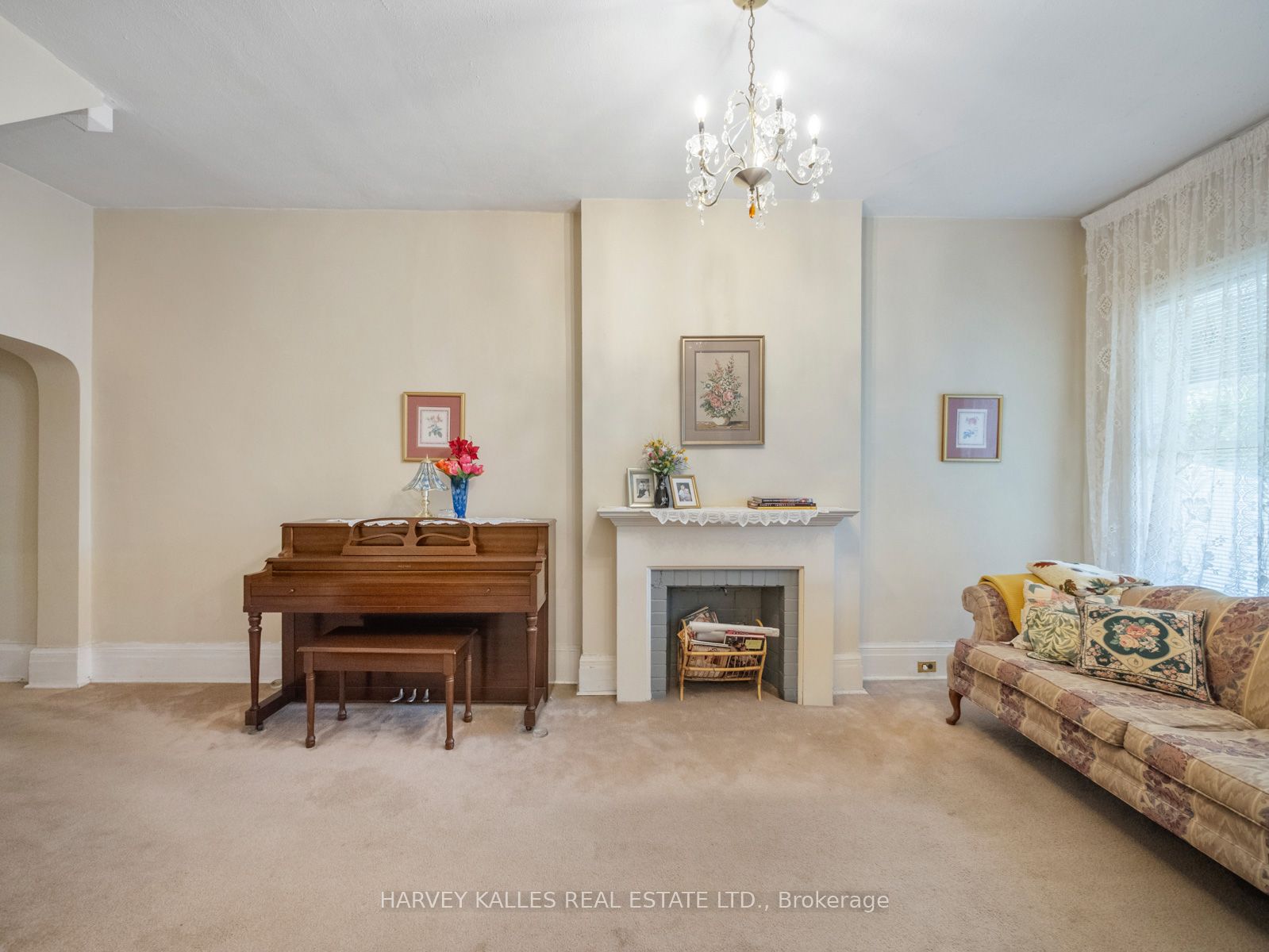 132 Close Avenue Property Photo 6