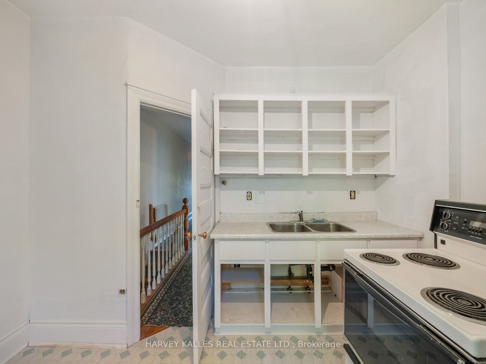 132 Close Avenue Property Photo 32