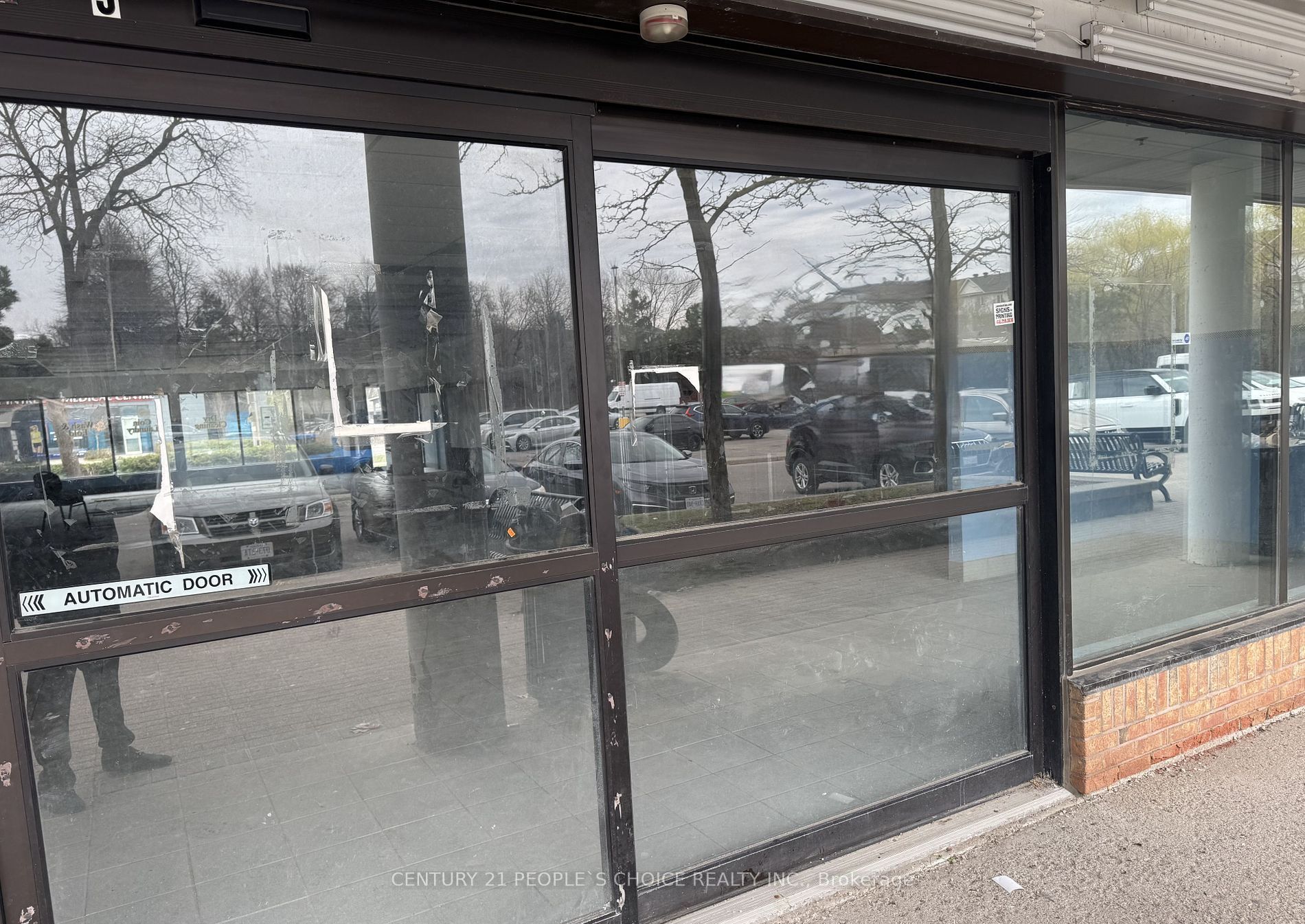 255 Dundas Street W 5A & 5B Property Photo 1