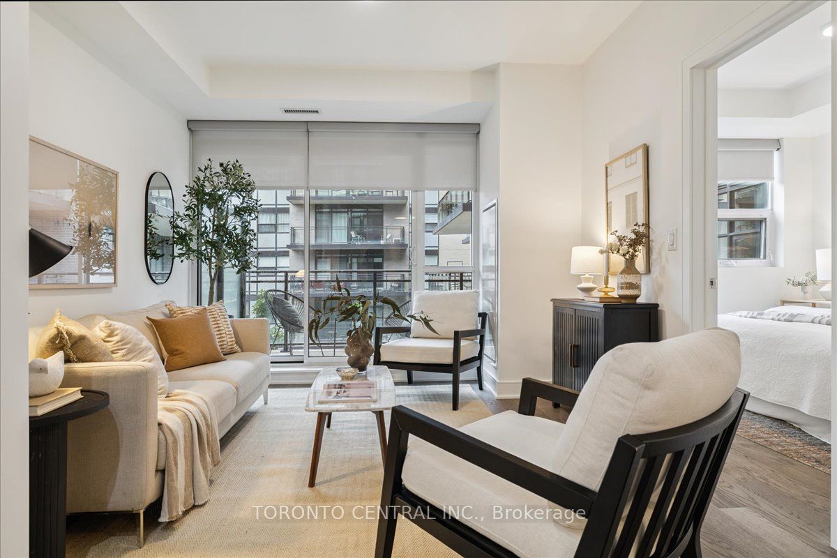 1575 Lakeshore Road W 237 Property Photo 9