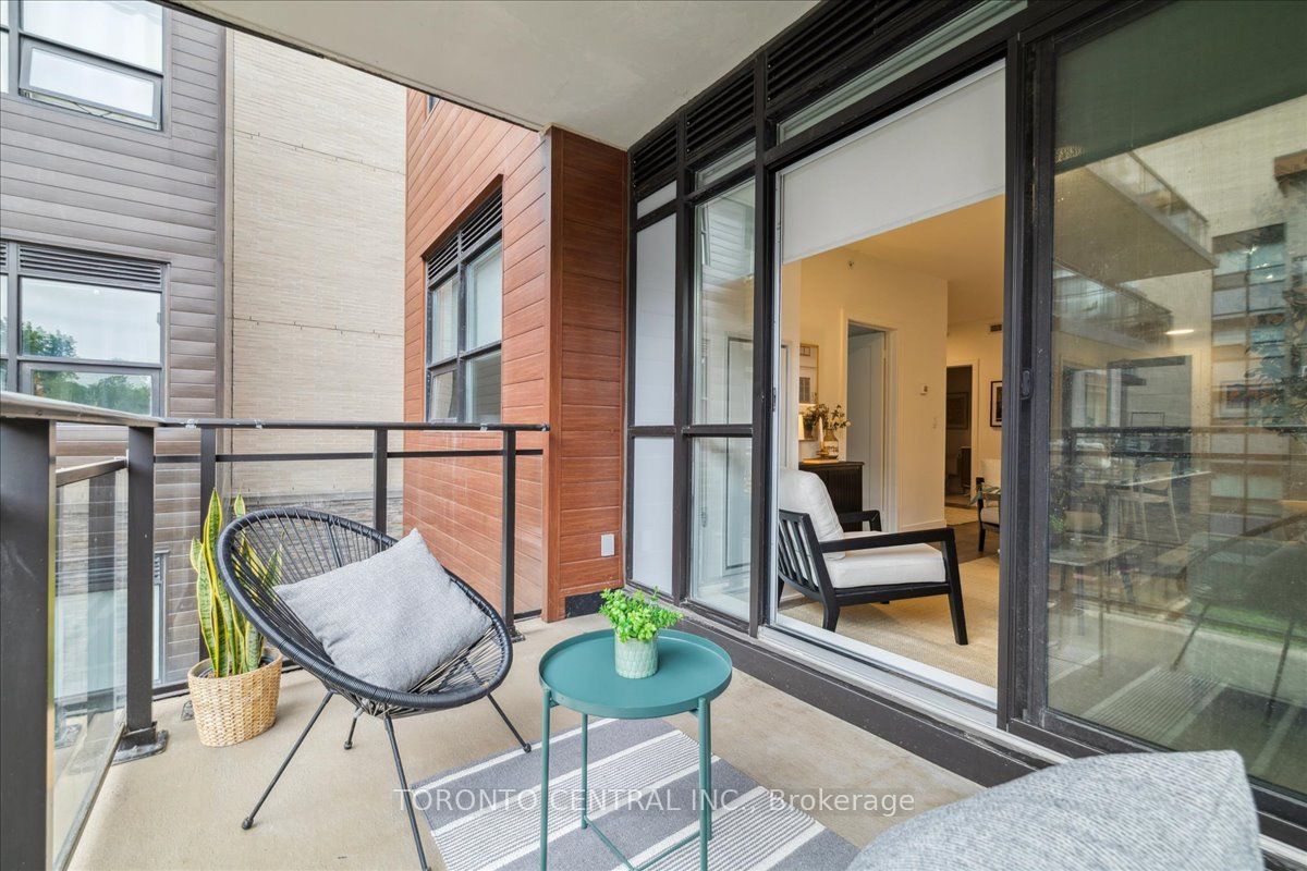 1575 Lakeshore Road W 237 Property Photo 17