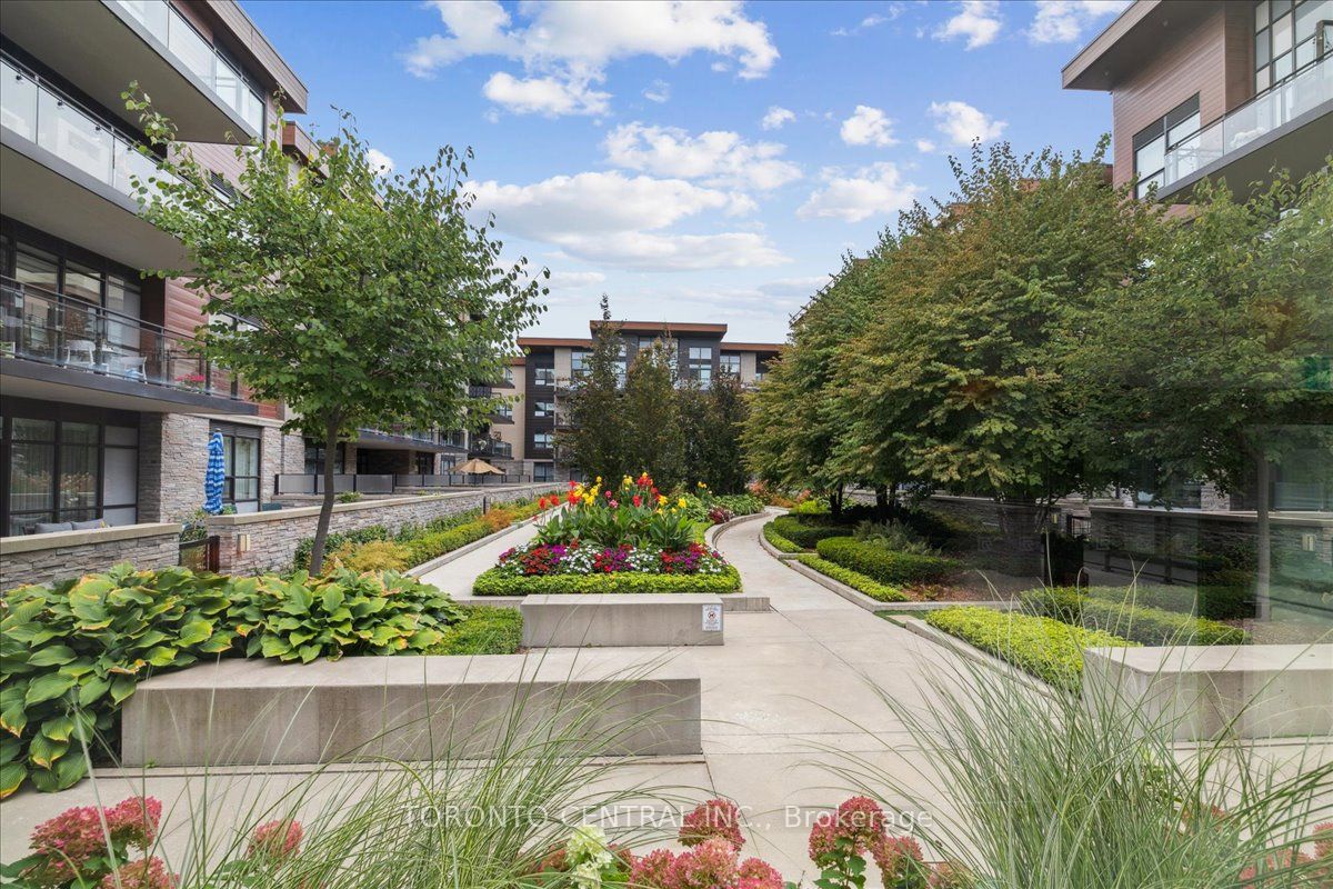 1575 Lakeshore Road W 237 Property Photo 20