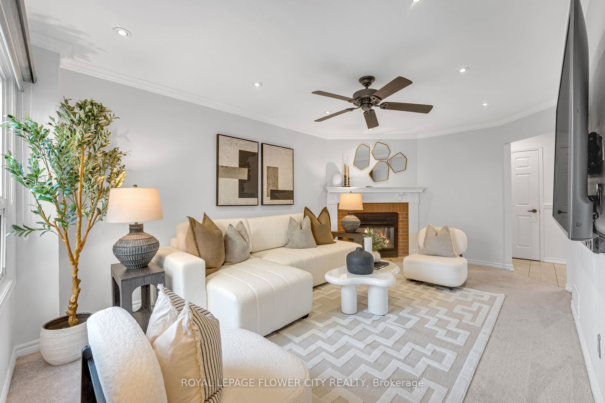 3278 Waxwing Drive Property Photo 6