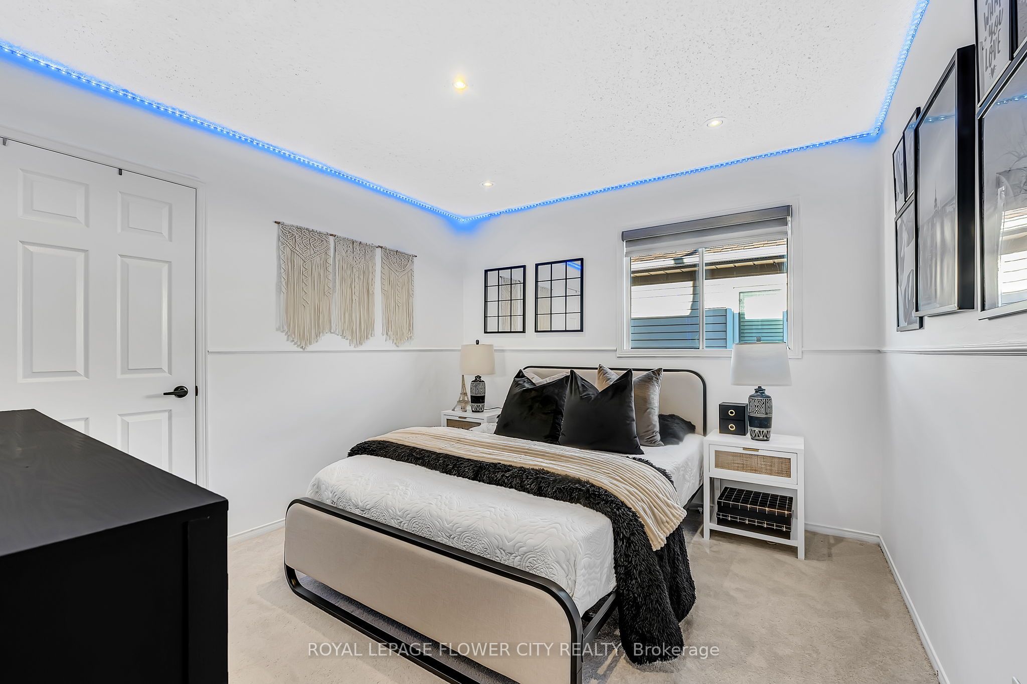 3278 Waxwing Drive Property Photo 29