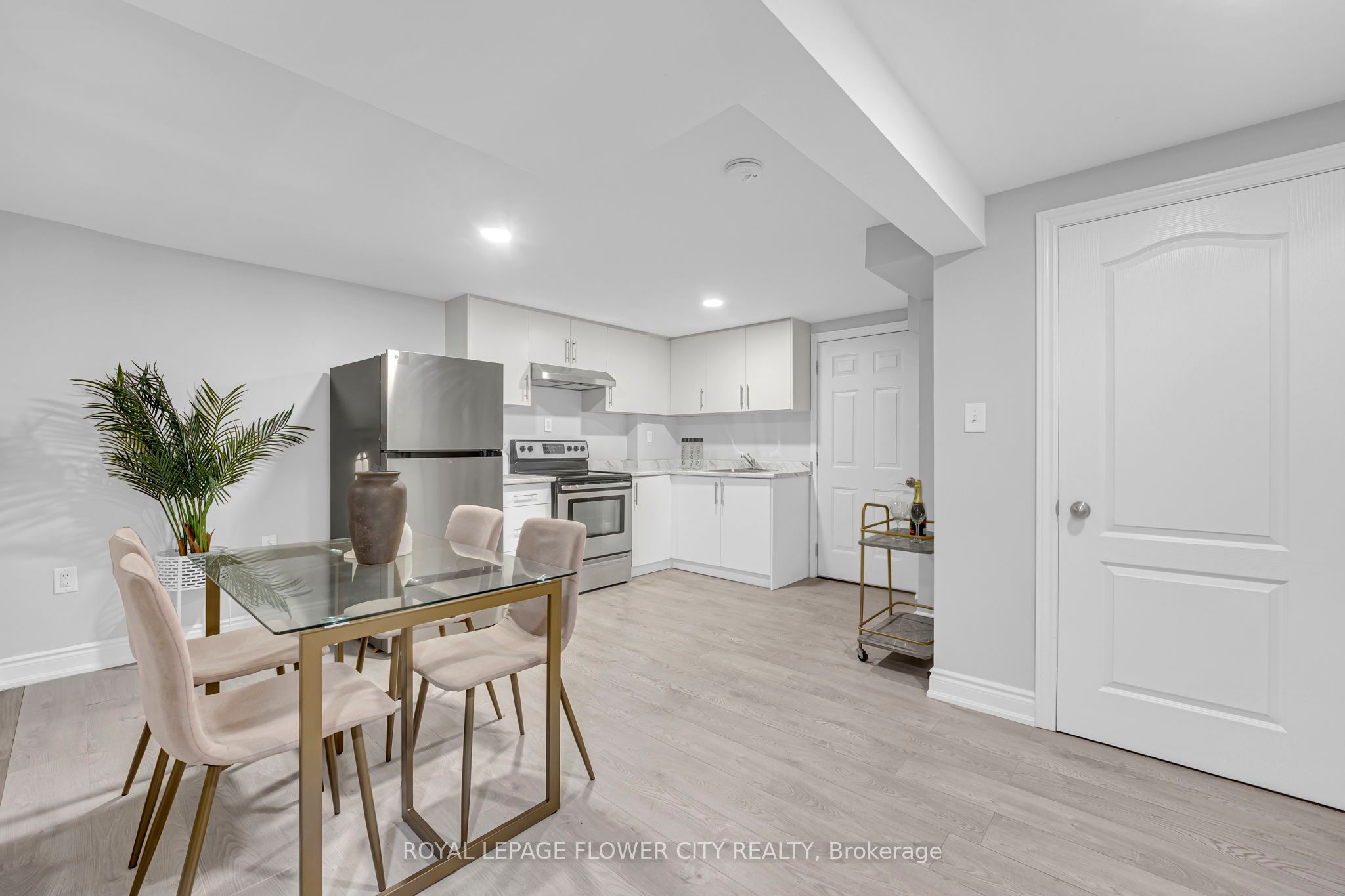 3278 Waxwing Drive Property Photo 32