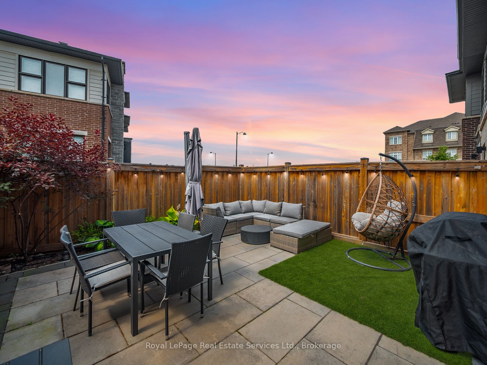 431 Athabasca Cmn Property Photo