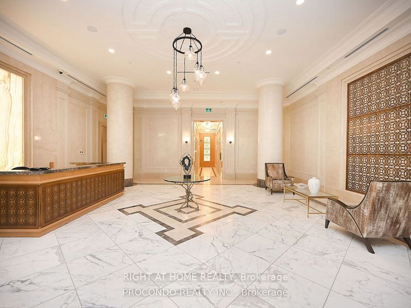 36 Elm Drive 202 Property Photo 2