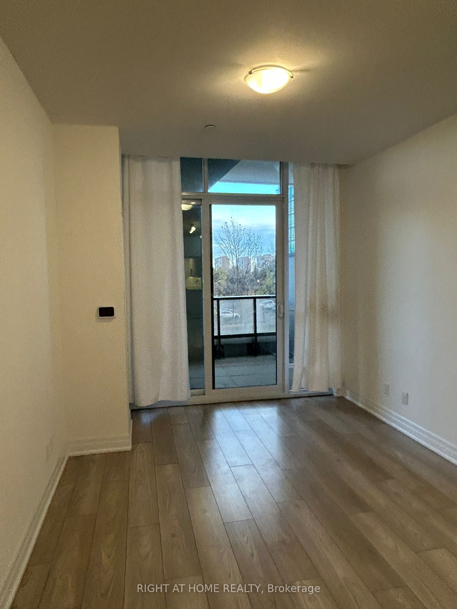 36 Elm Drive 202 Property Photo 11