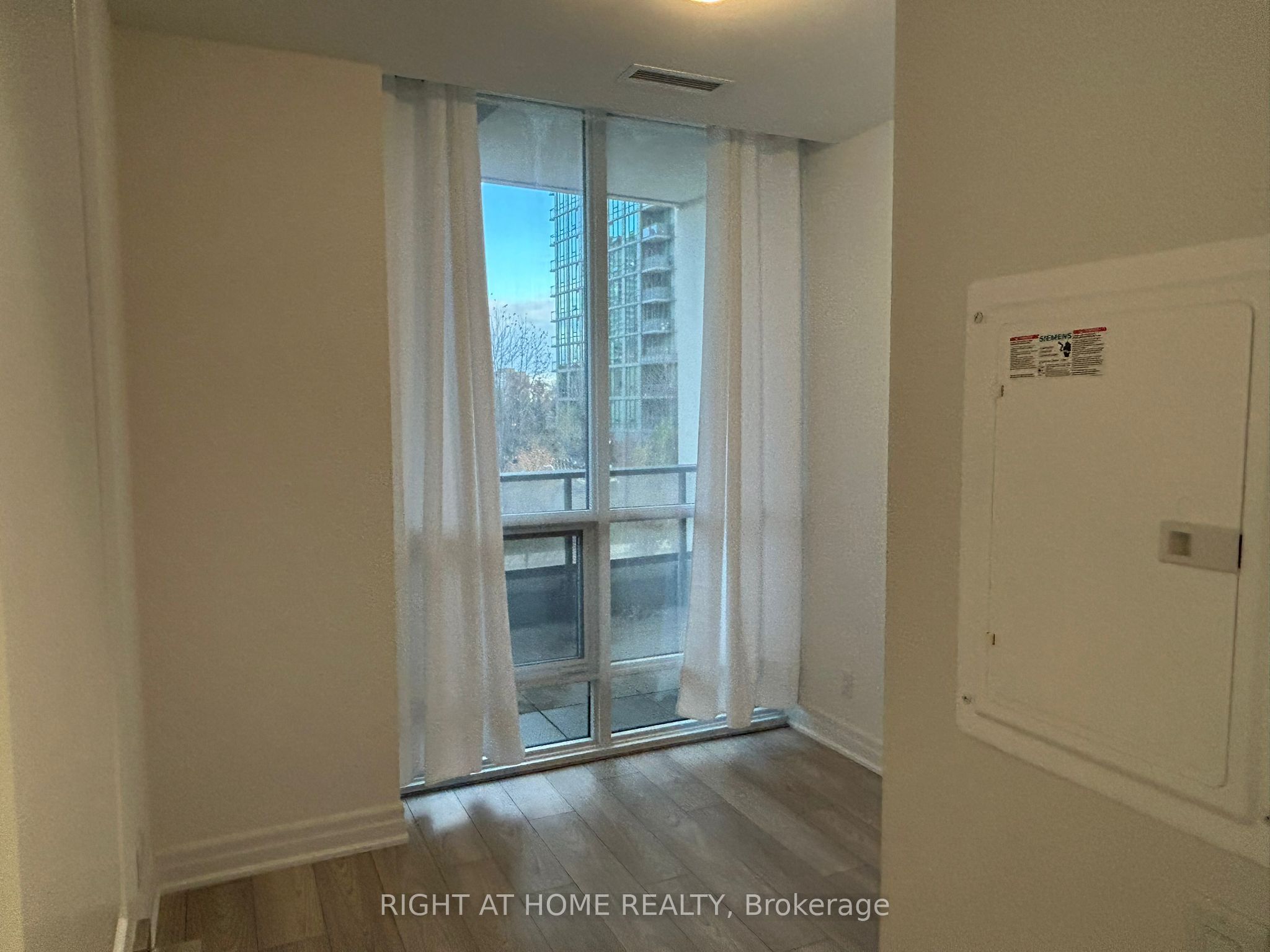 36 Elm Drive 202 Property Photo 13