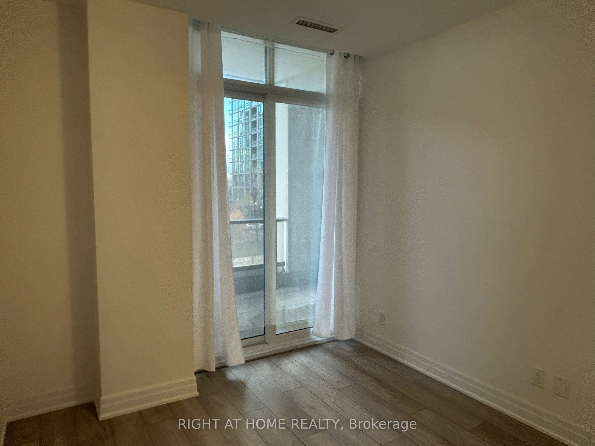 36 Elm Drive 202 Property Photo 14