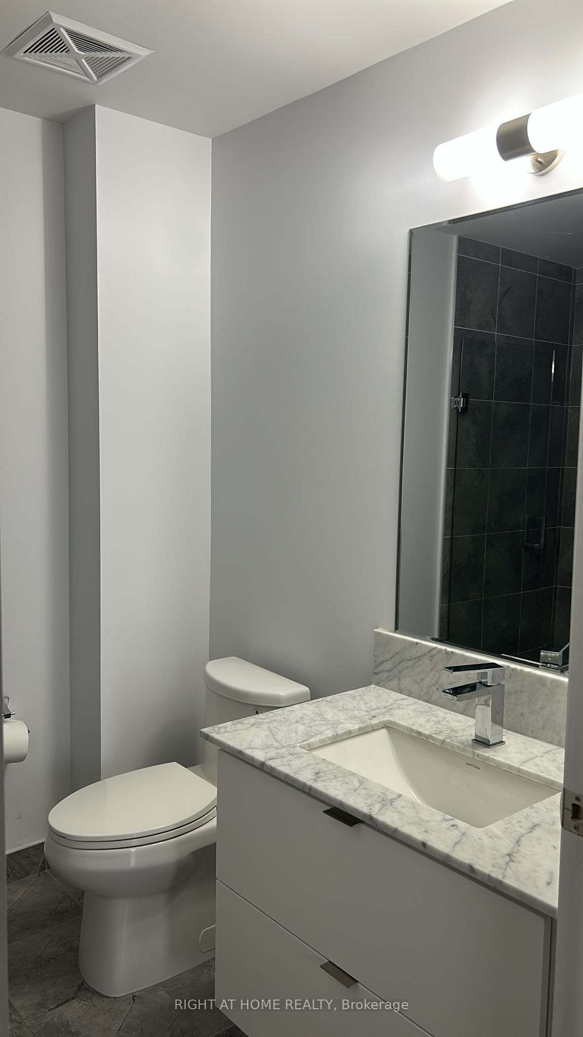 36 Elm Drive 202 Property Photo 16