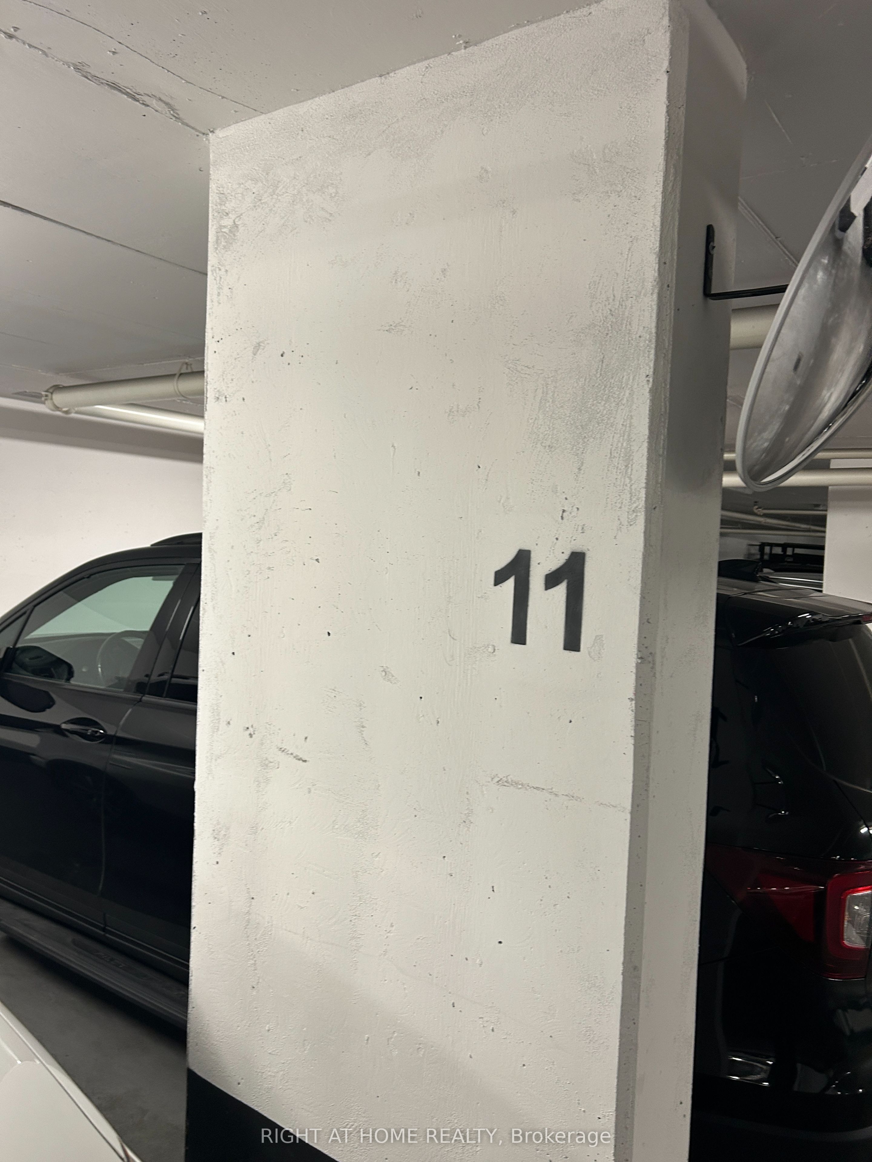 36 Elm Drive 202 Property Photo 25