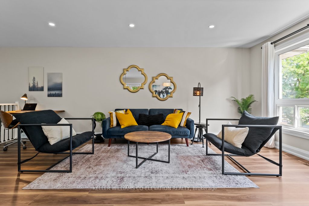 1555 Newlands Crescent Property Photo 13