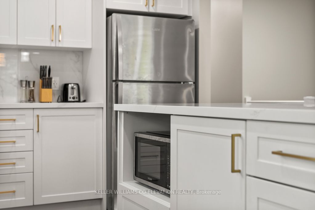 1555 Newlands Crescent Property Photo 21