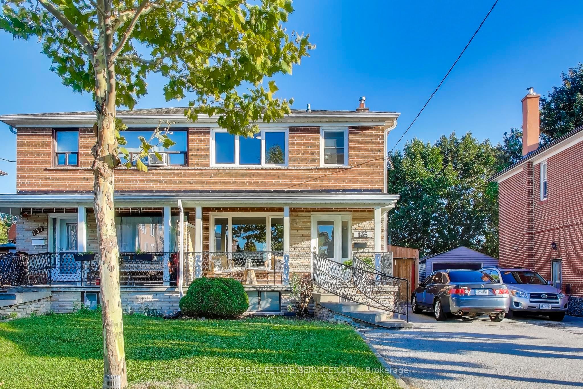 135 Giltspur Drive Property Photo 1