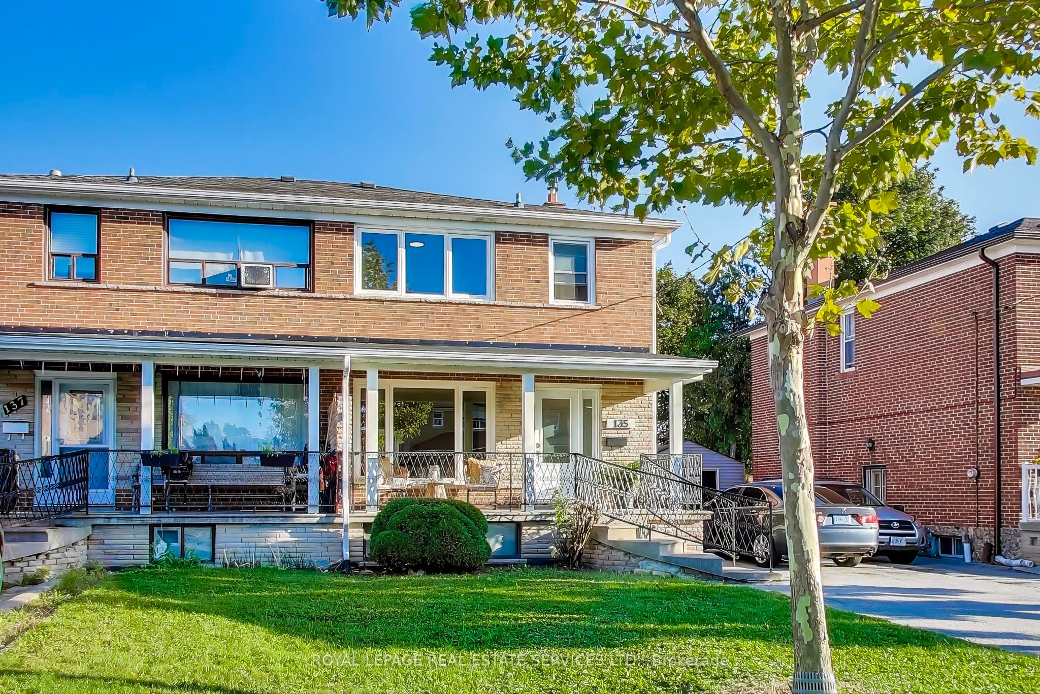 135 Giltspur Drive Property Photo 3