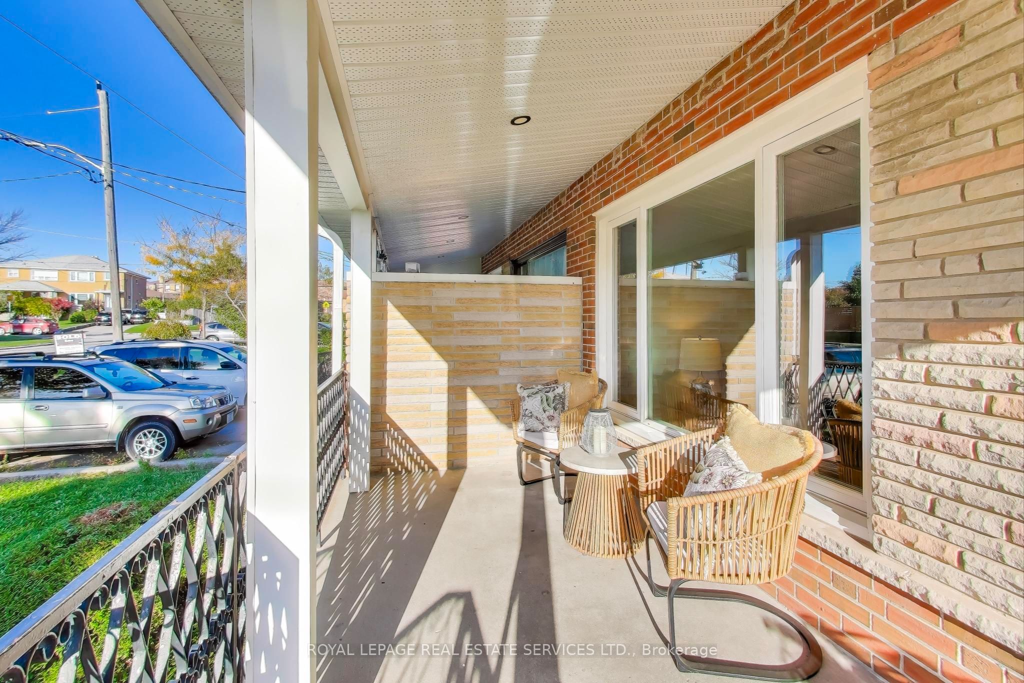 135 Giltspur Drive Property Photo 4