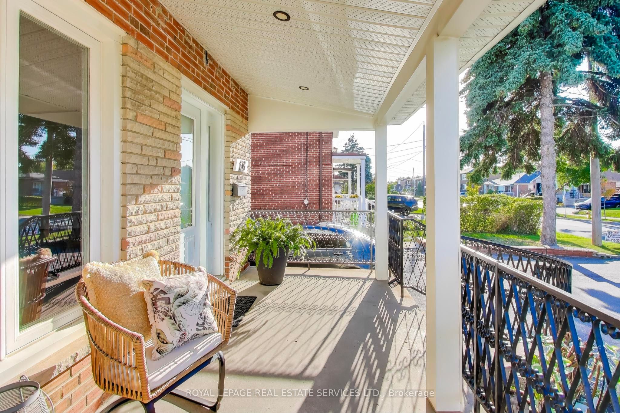 135 Giltspur Drive Property Photo 5