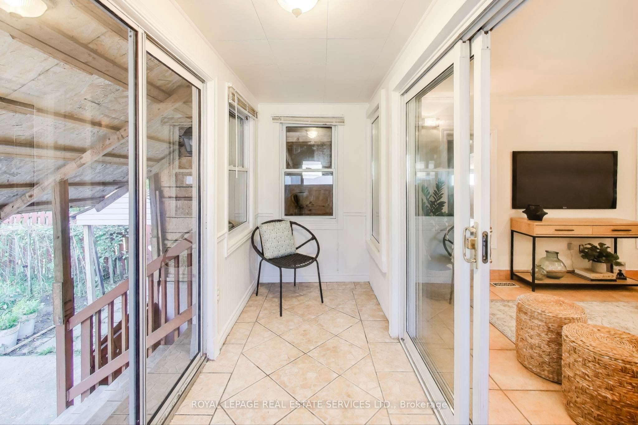 135 Giltspur Drive Property Photo 17