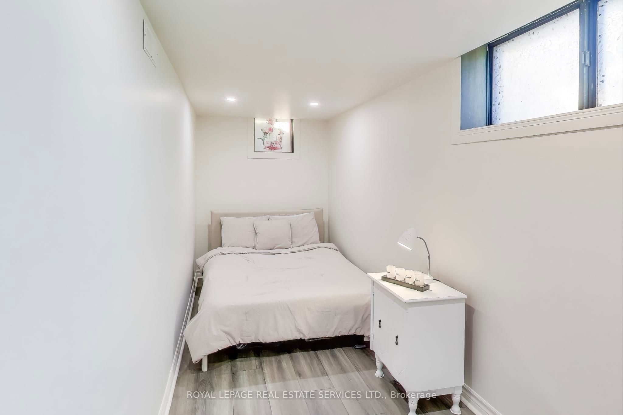 135 Giltspur Drive Property Photo 33