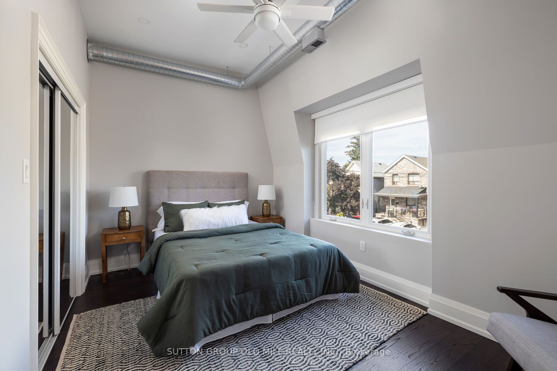 69 Peterborough Avenue Property Photo 33