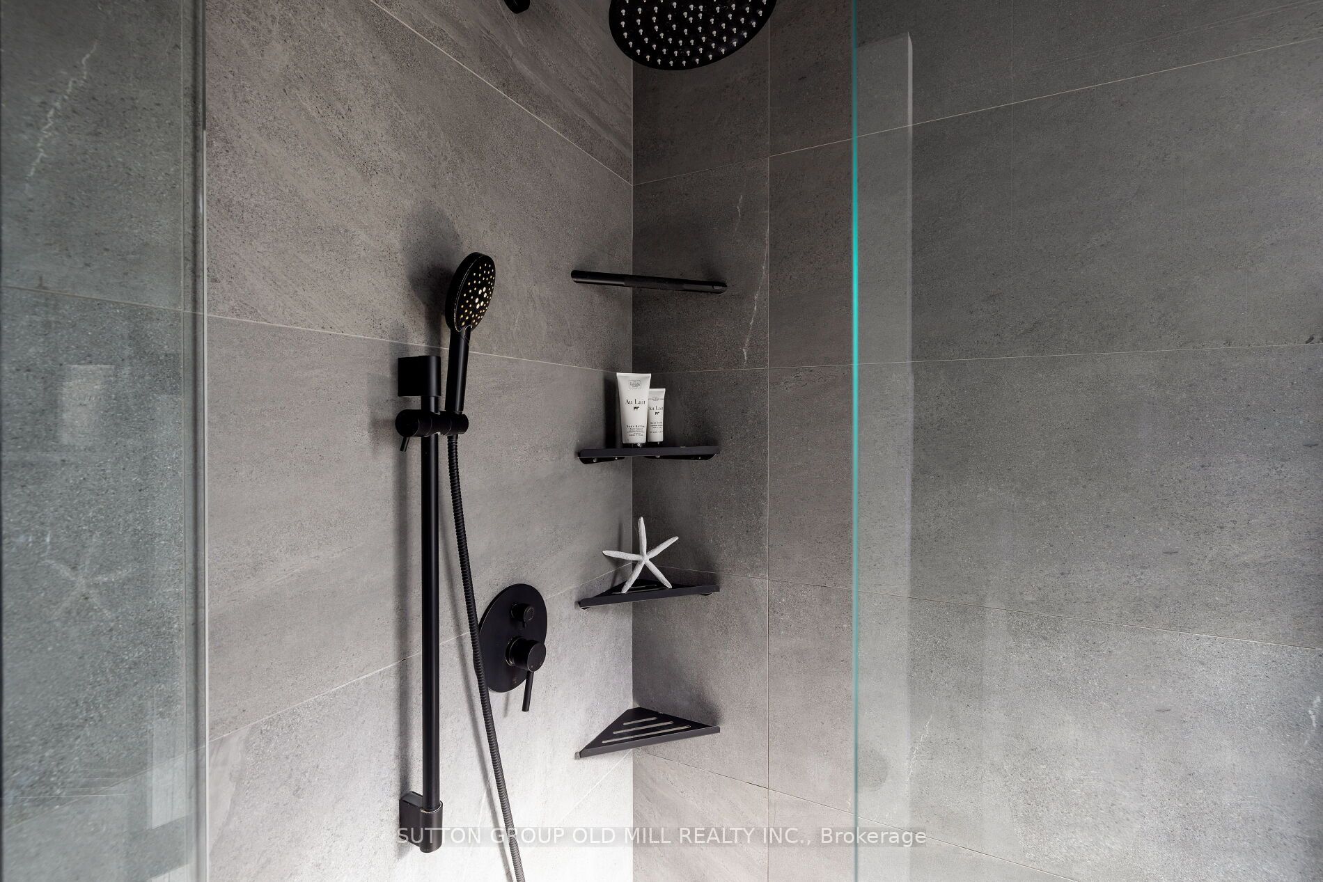 69 Peterborough Avenue Property Photo 42