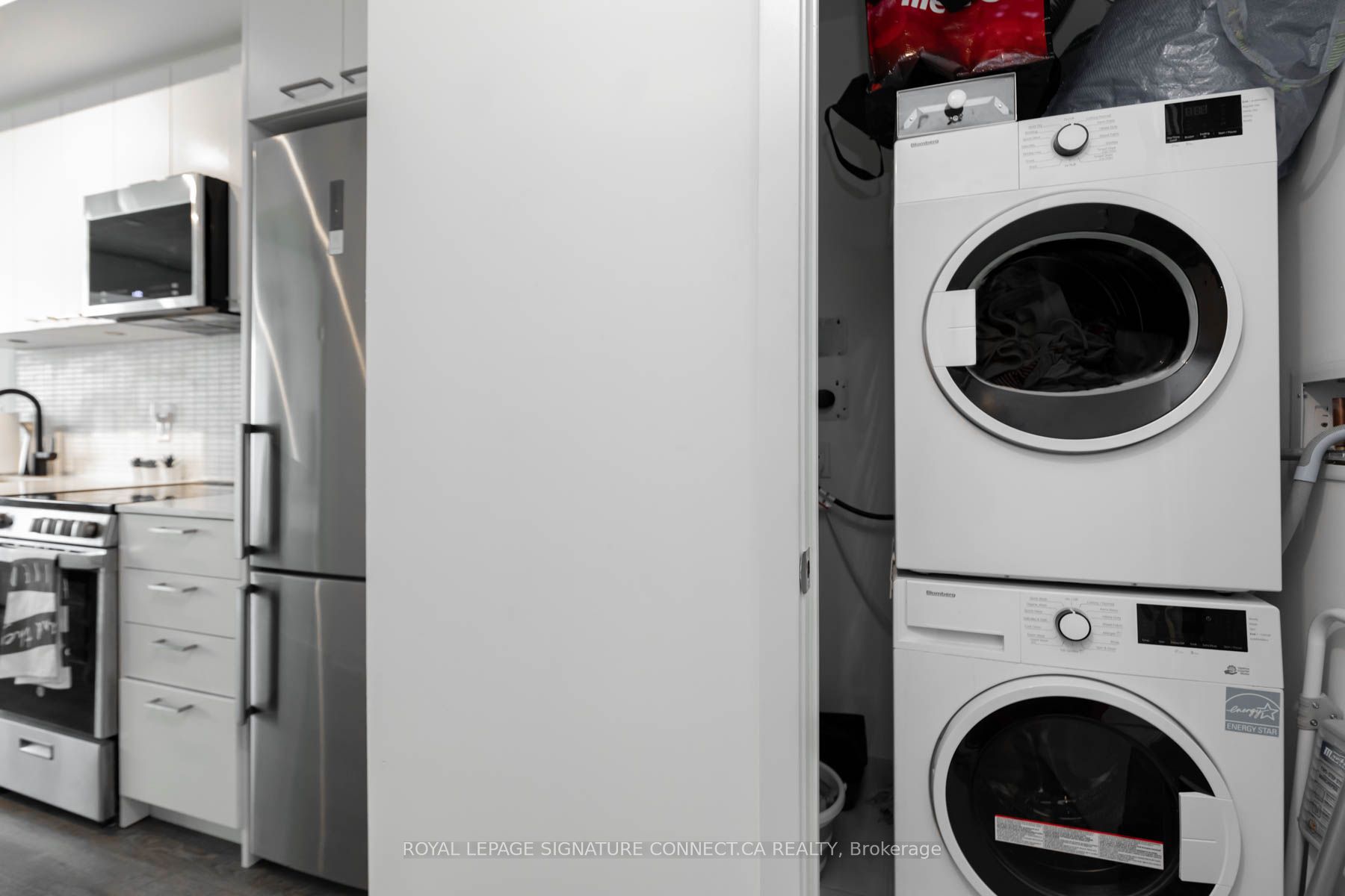 1808 St Clair Avenue W 219 Property Photo 10