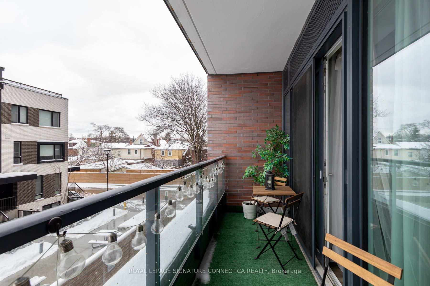 1808 St Clair Avenue W 219 Property Photo 13