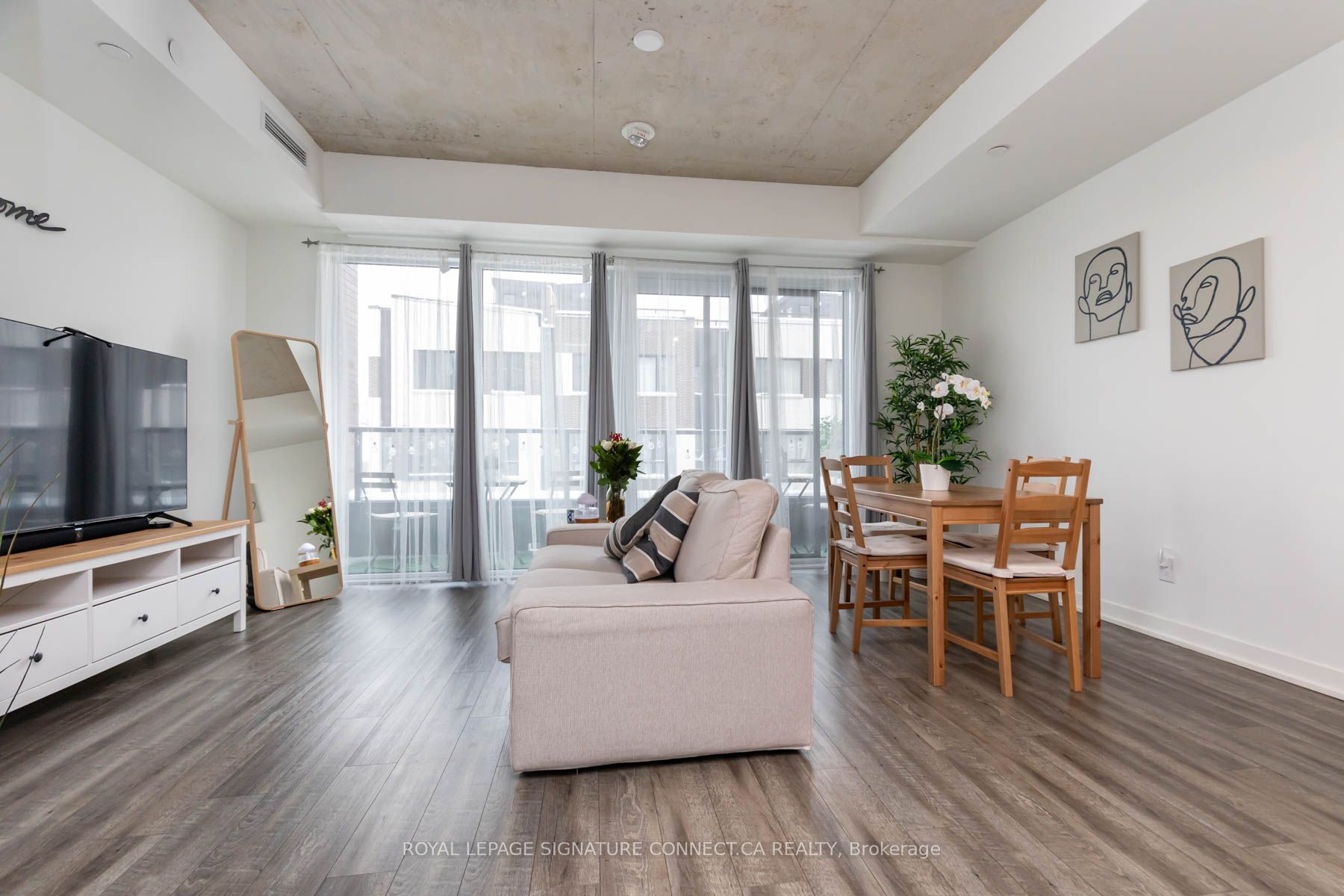 1808 St Clair Avenue W 219 Property Photo 16