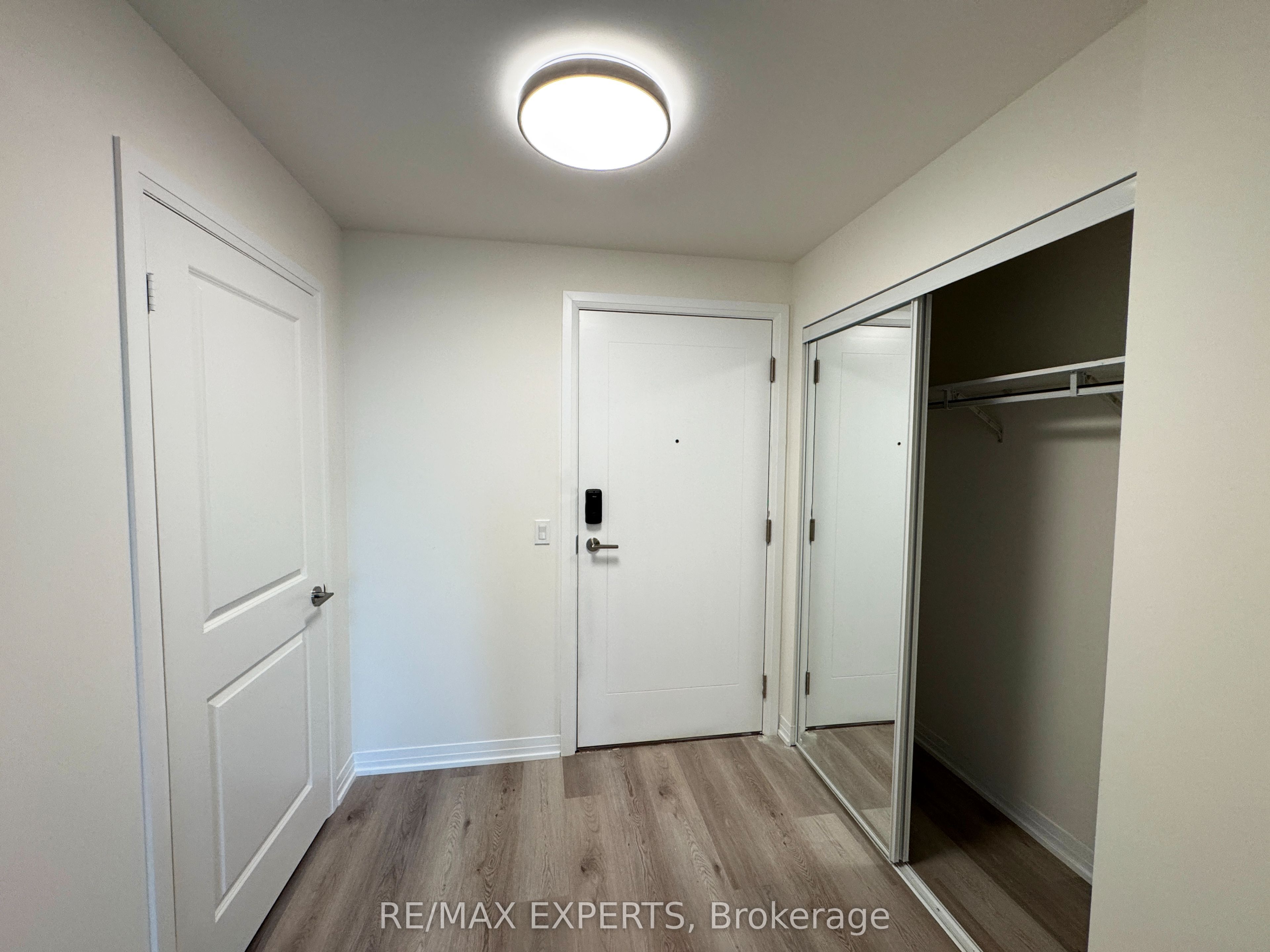 15 Watergarden Drive 2701 Property Photo 3