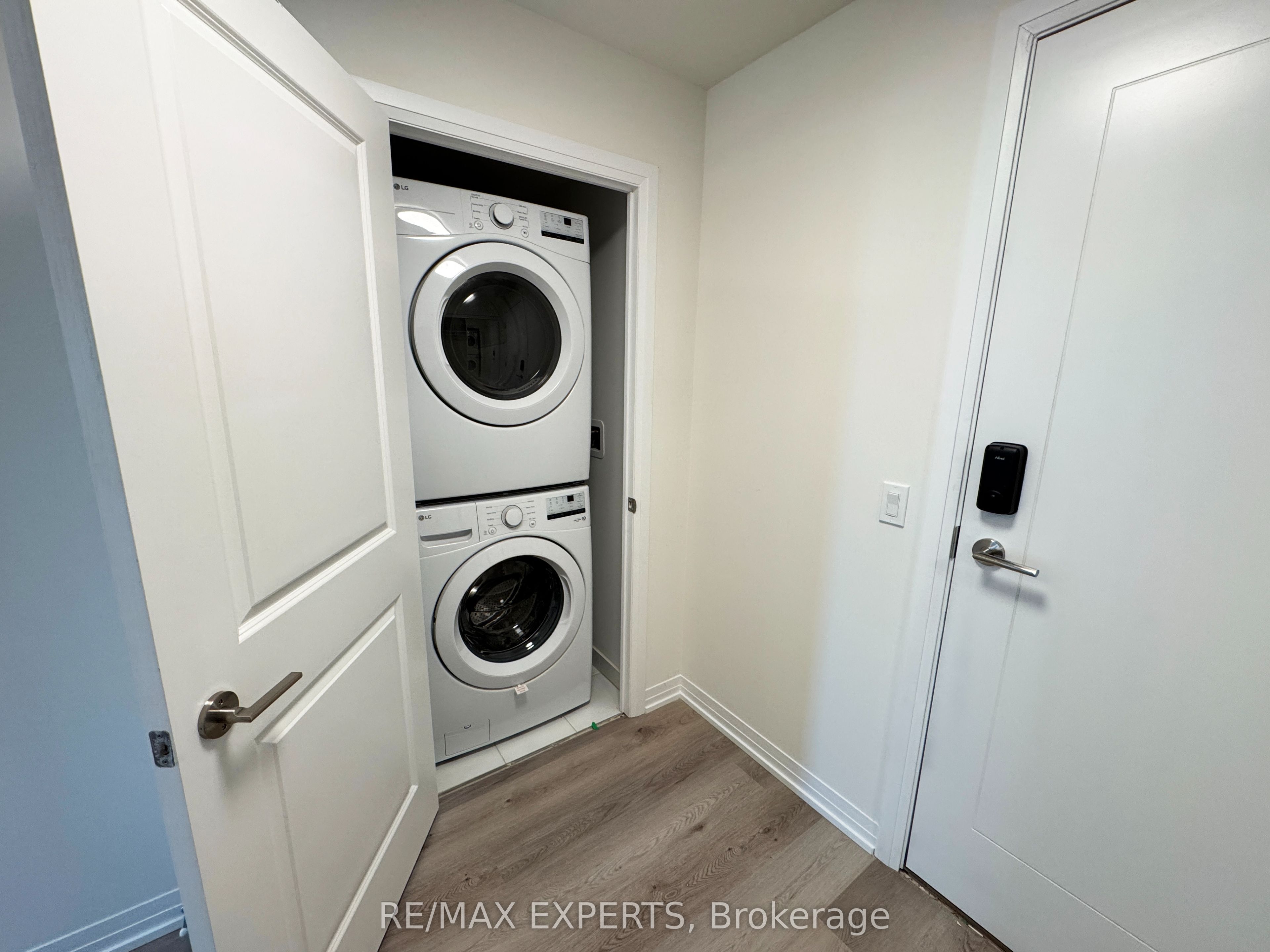 15 Watergarden Drive 2701 Property Photo 4